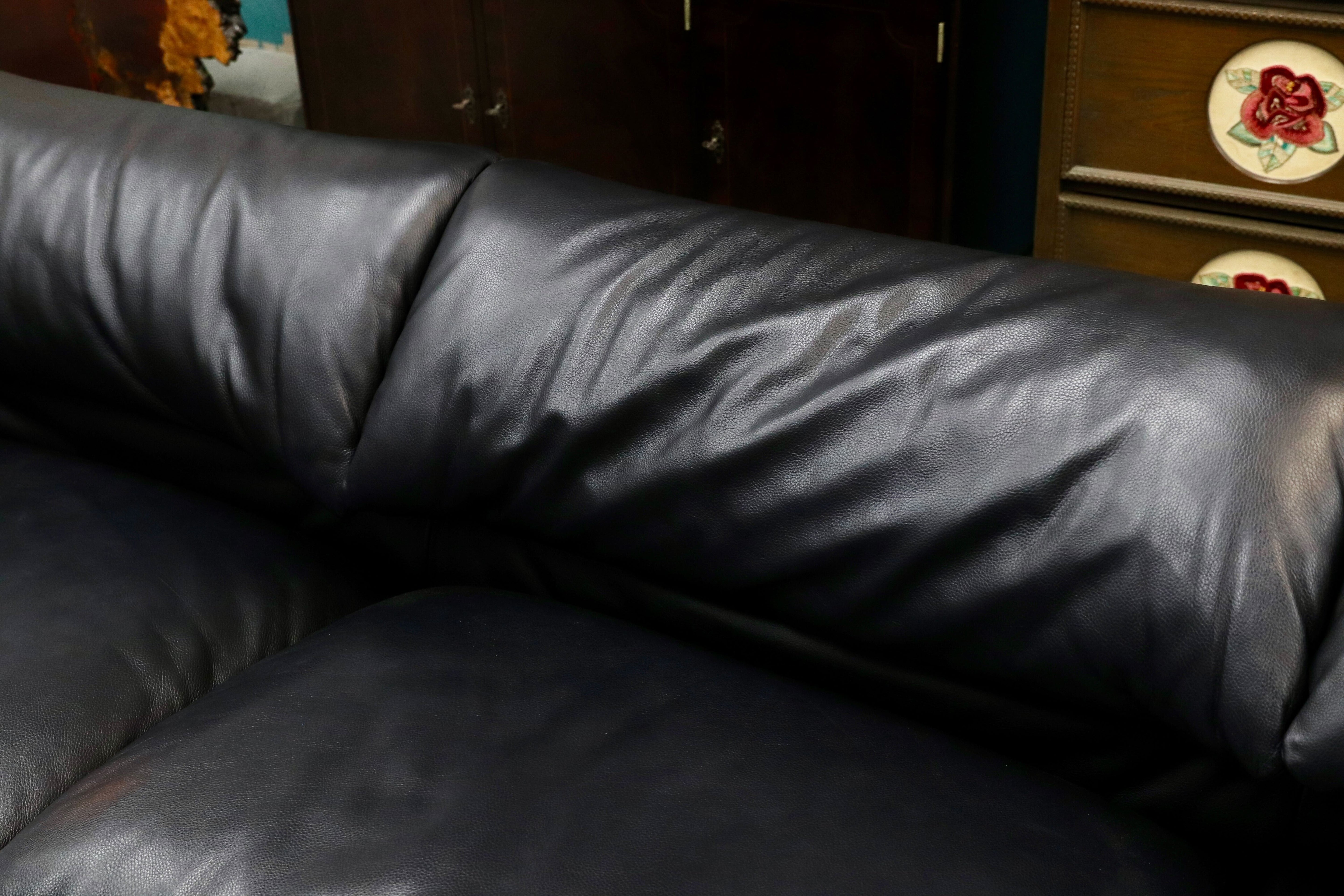 GMIK601○Cassina / カッシーナ MARALUNGA マラルンガ 3人掛けワイド トリプルソファ ヴィコ・マジストレッティ オットマンセット 約344万