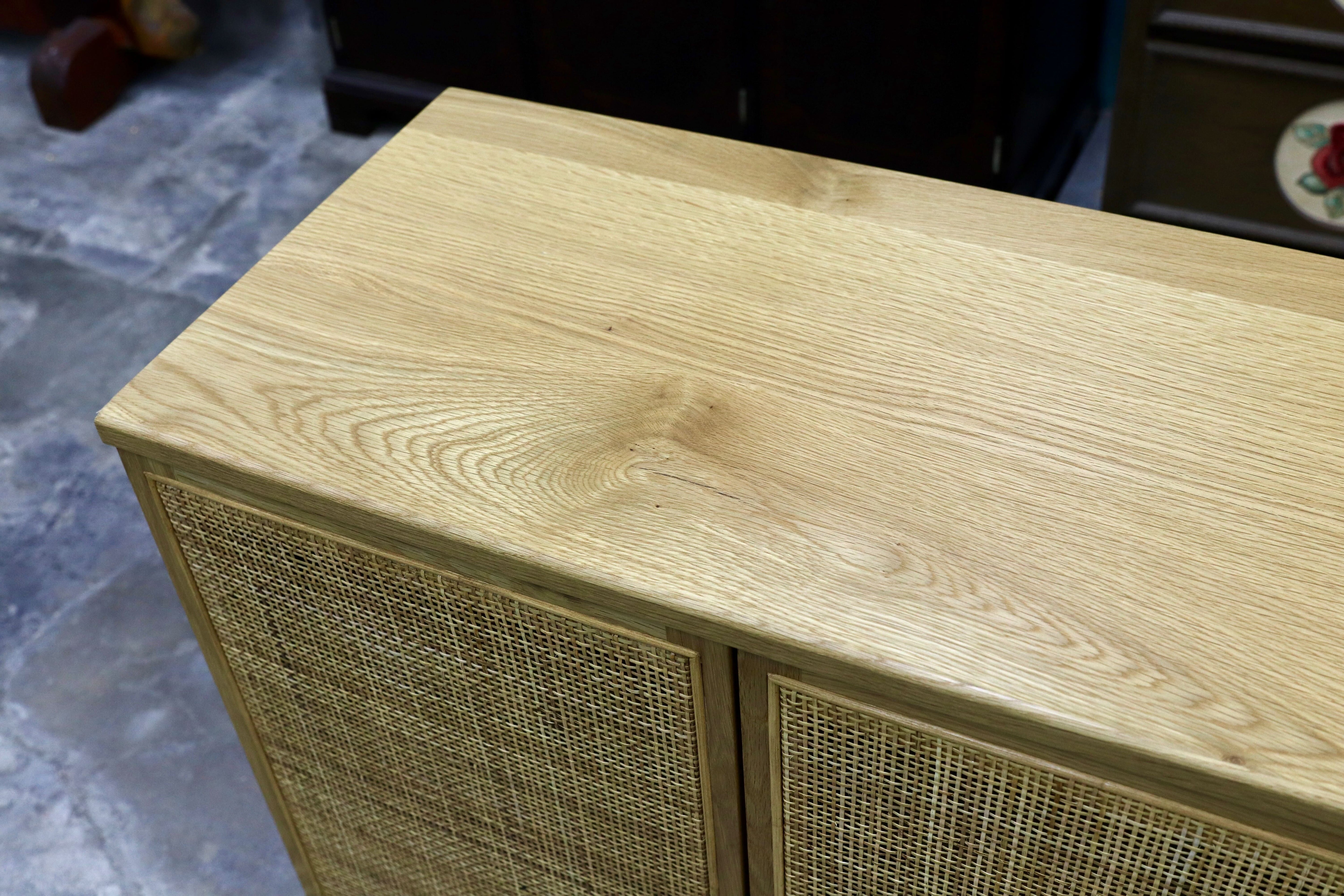 GMIK605○unico / ウニコ REVE(リヴェ) キャビネット サイドボード リビングボード オーク材 定価約9.1万 モデルルーム展示品