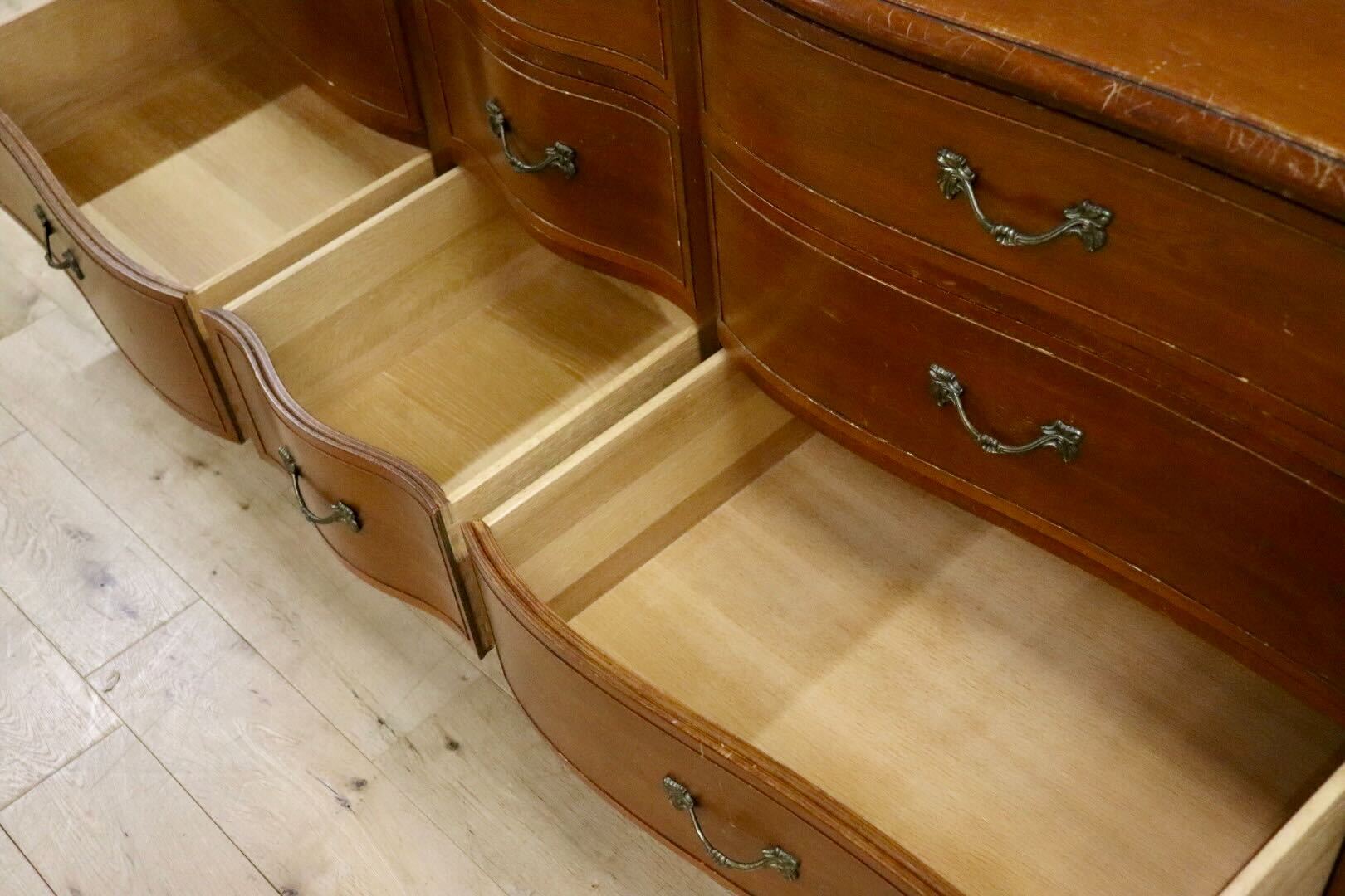 GMIH304○DREXEL HERITAGE / ドレクセルヘリテイジ Touraine ツーレイン サイドボード リビングボード クラシック ヴィンテージ 約49万