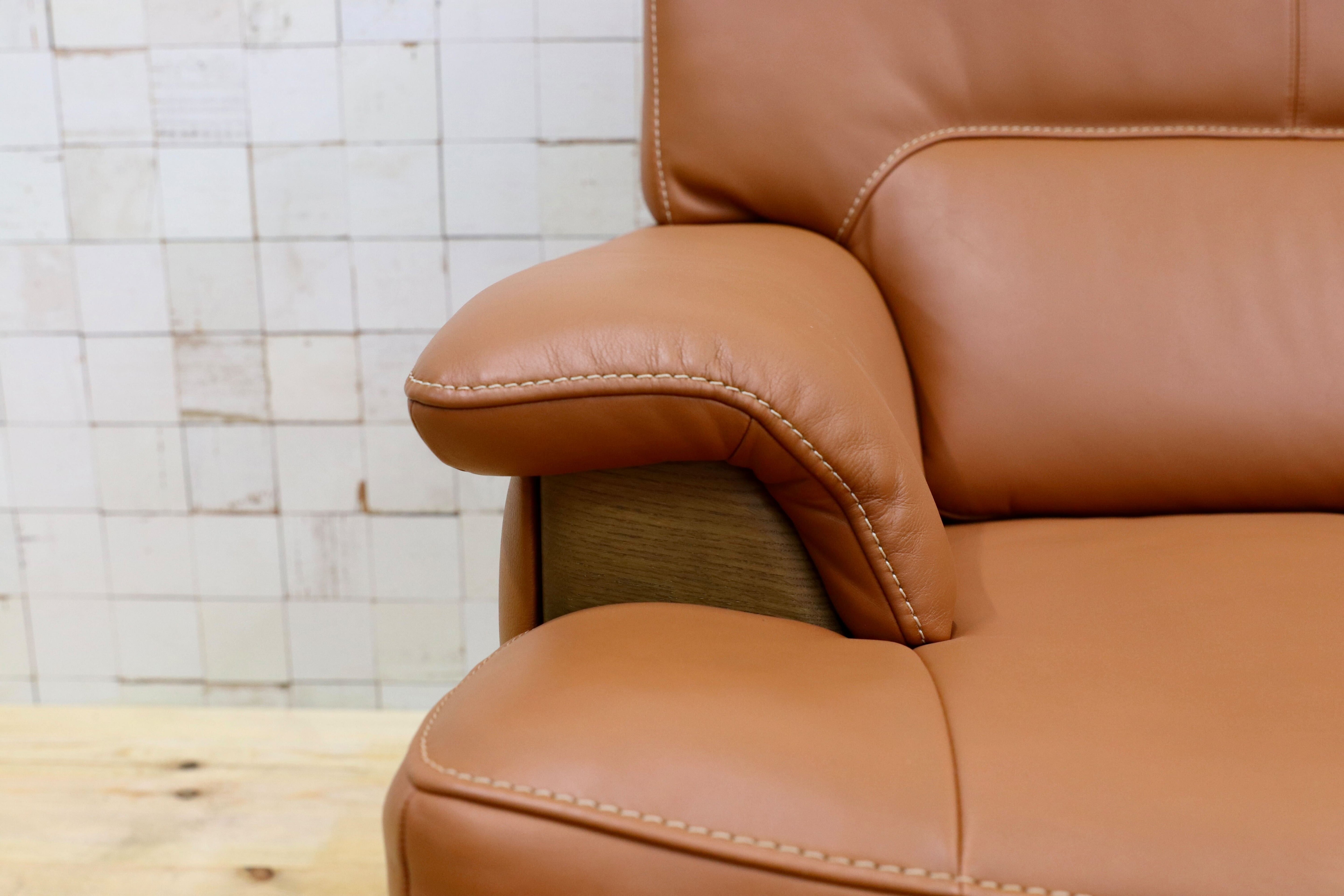 GMHH245○karimoku / カリモク 3人掛けソファ+オットマン 本革 リーベルブラウン トリプルソファ 国産家具 ZU25シリーズ 定価約44.5万