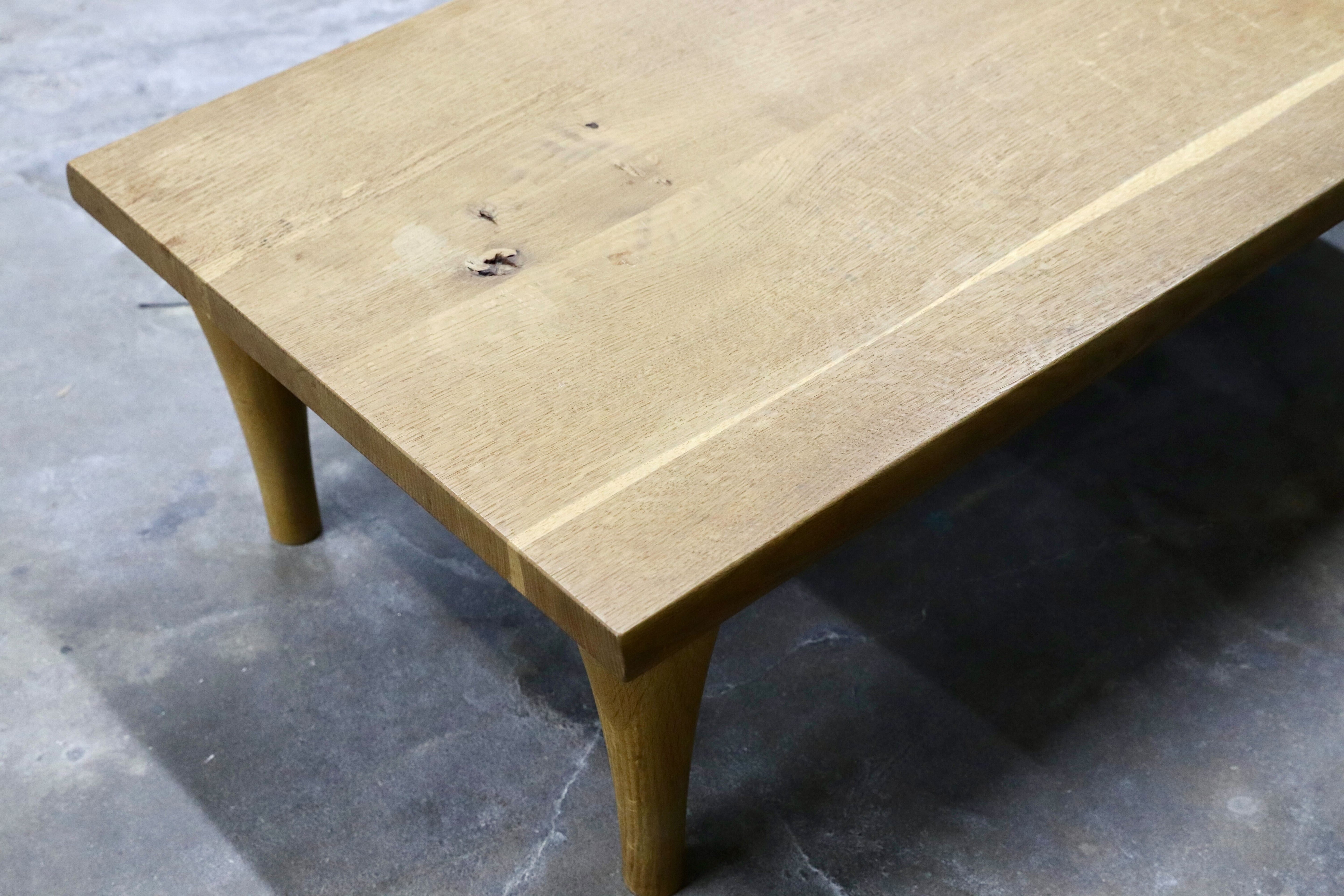 GMIK612○飛騨産業 / HIDA 森のことば センターテーブル リビングテーブル 応接机 オーク無垢材 節入り 佐々木敏光 定価17.7万