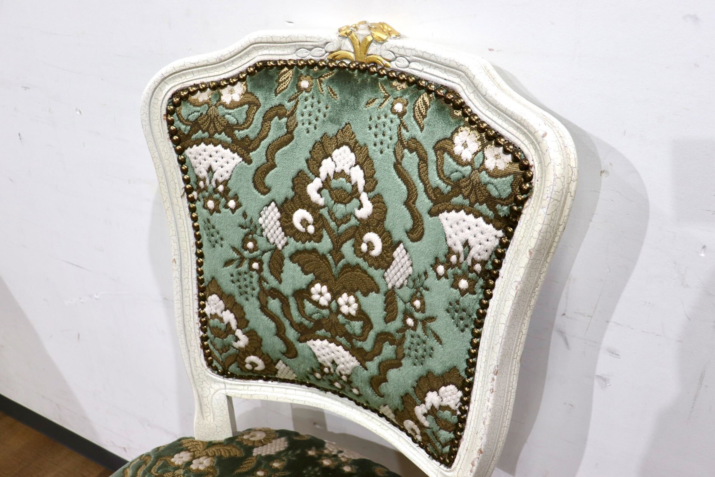 GMHS421A○西洋 アンティーク ダイニングチェア 椅子 猫脚 鋲打 彫刻 ファブリック ロココ調 姫系 シャビーシック エレガント クラシック