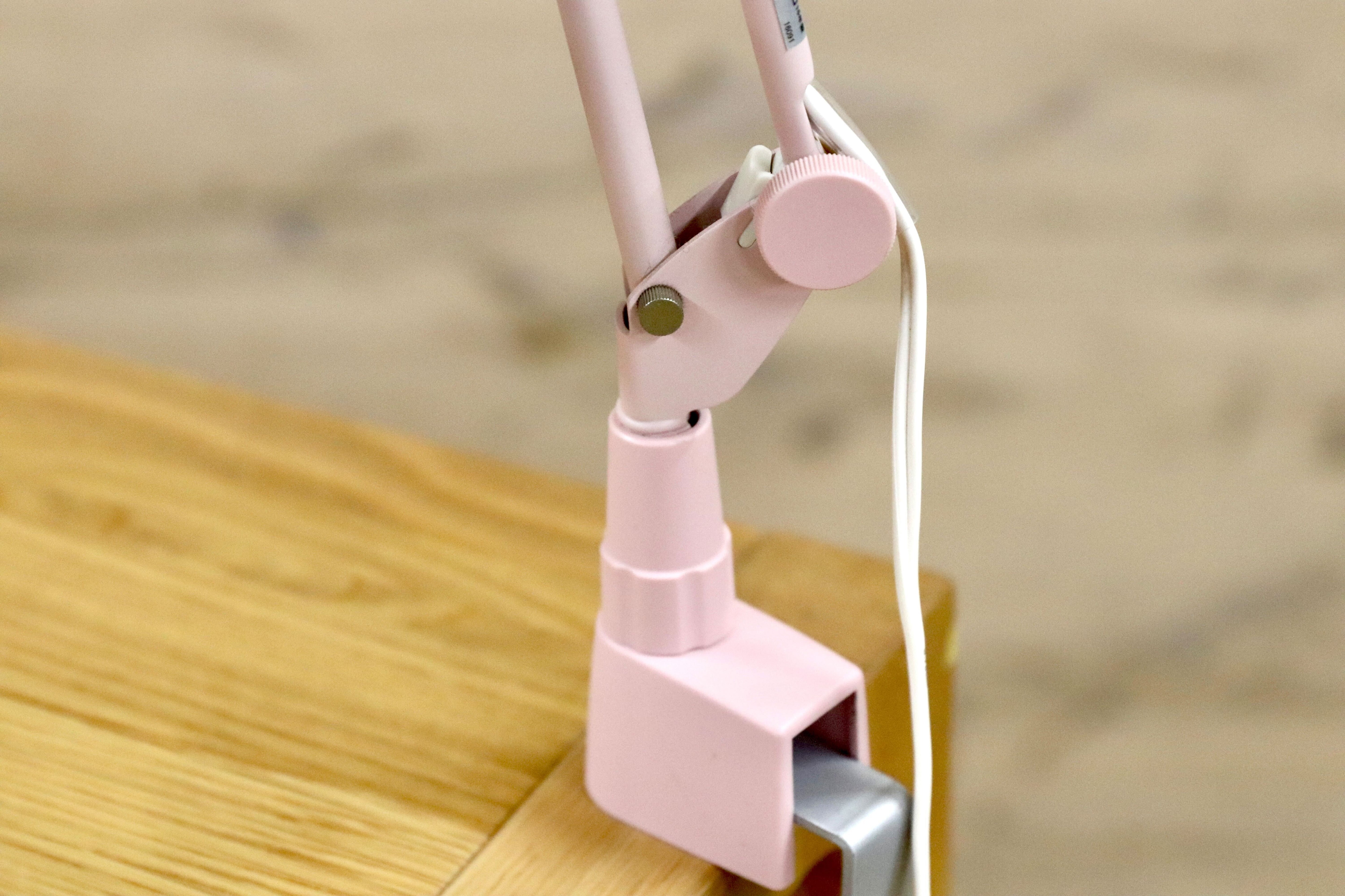 GMHH51○ACTUS / アクタス デスク照明 スワン電器株式会社 16年製 ピンク 日本製 100V 13W 約1.5万