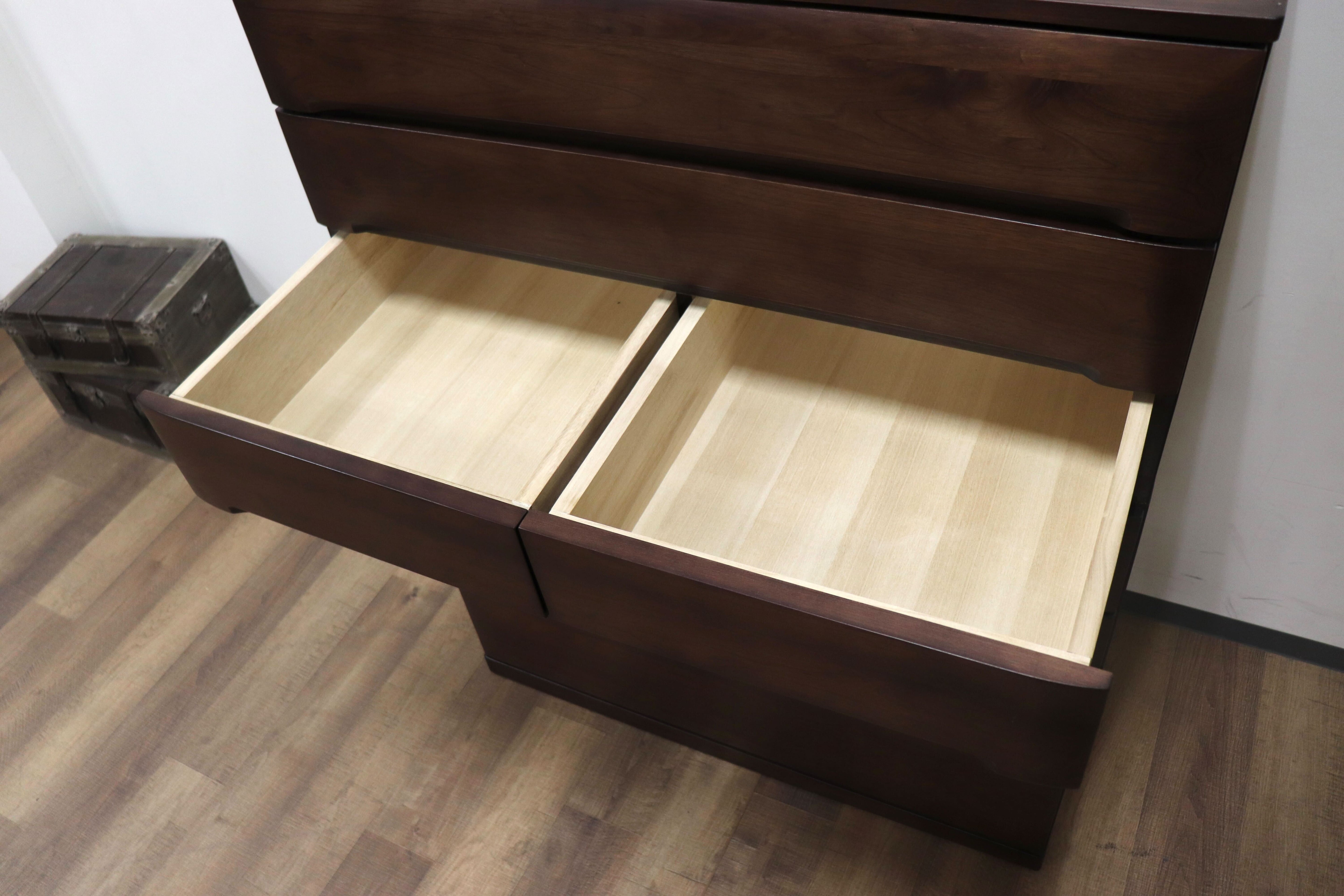 GMHS31○IDC大塚家具 7段チェスト 整理箪笥 ハイチェスト 収納家具 洋服タンス ウォールナット材 桐材 北欧スタイル モダン 定価約40万