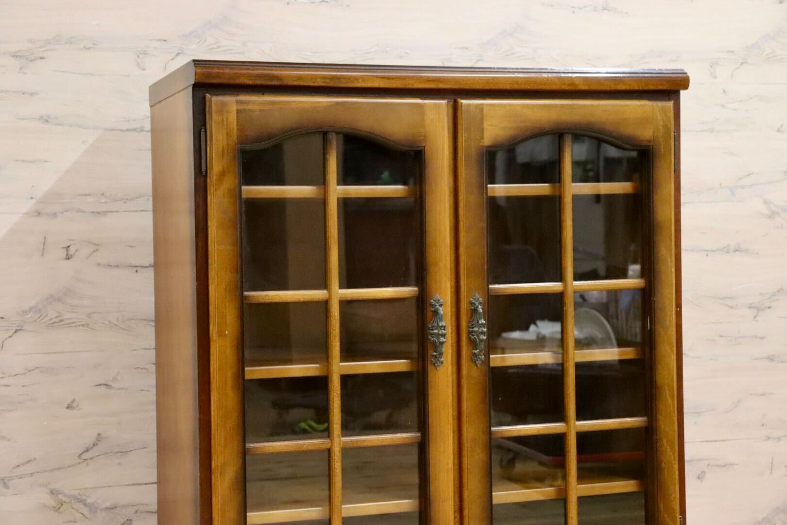 GMIK627○karimoku / カリモク コロニアル 本棚 書棚 ブックシェルフ 飾り棚 収納家具 カントリー オールドカリモク キャビネット 国産家具