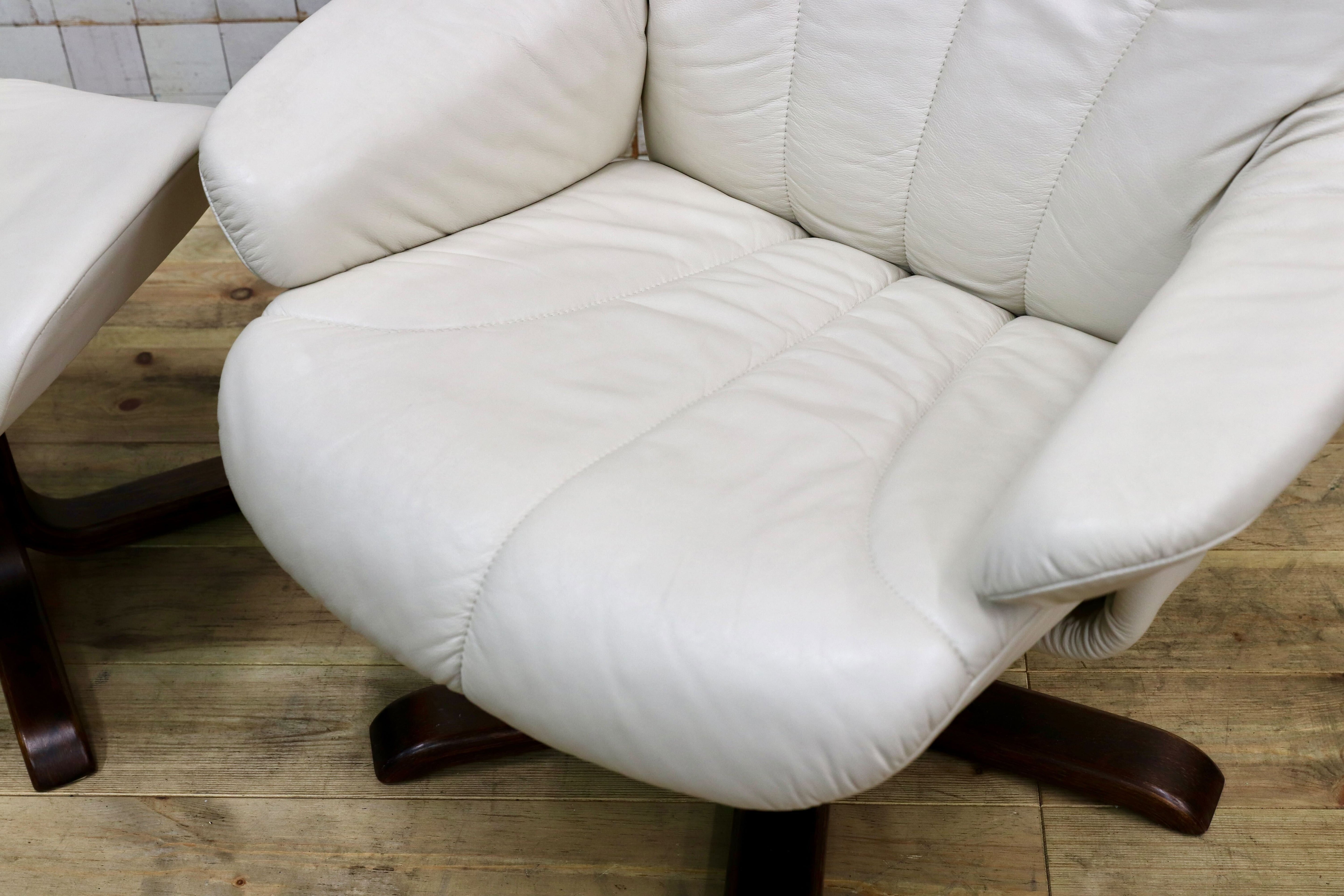 GMIK590○Hjellegjerde / イエリアーダ リクライニングチェア パーソナルチェア 回転椅子 オットマン レザー ノルウェー 北欧家具