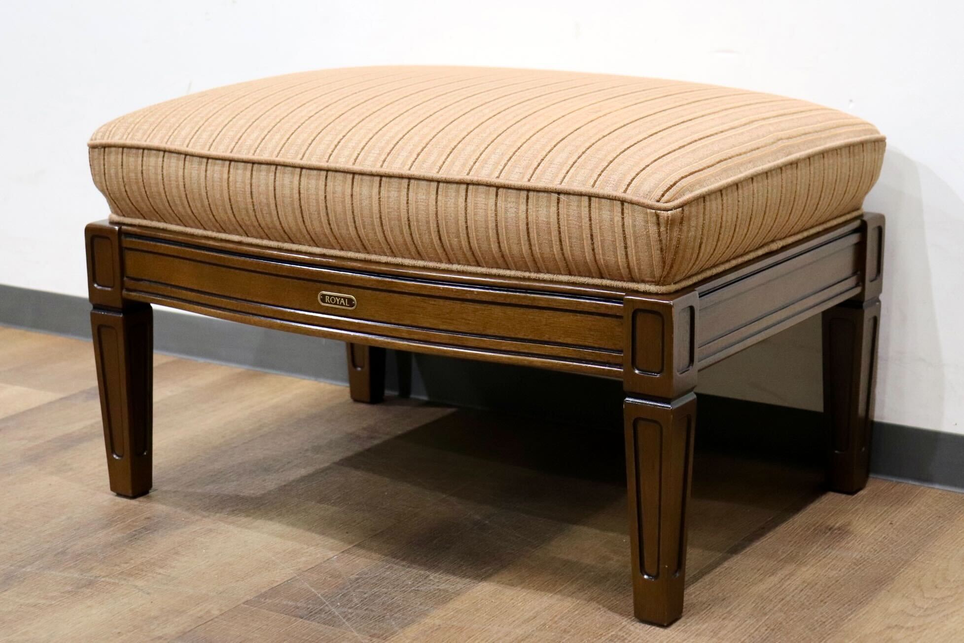 GMHS412○maruni / マルニ 地中海 ROYAL ロイヤル シャルル オットマン フットスツール ファブリック クラシック 定価約9万 展示品