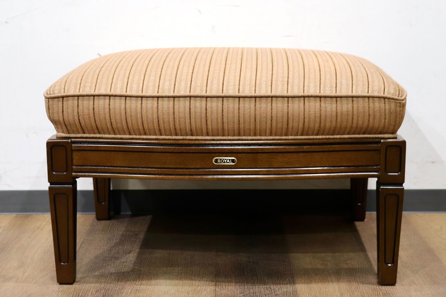 GMHS412○maruni / マルニ 地中海 ROYAL ロイヤル シャルル オットマン フットスツール ファブリック クラシック 定価約9万 展示品