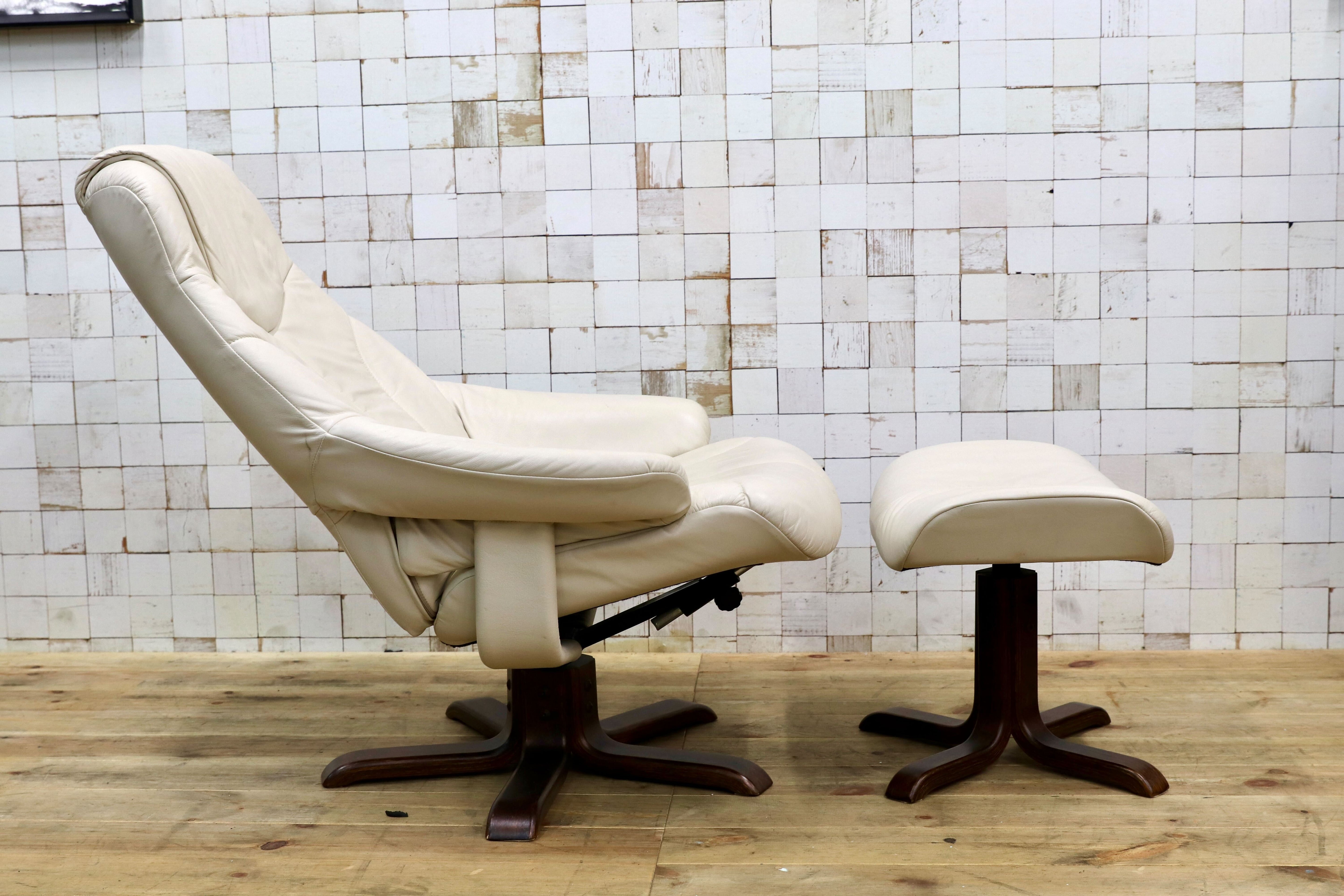 GMIK590○Hjellegjerde / イエリアーダ リクライニングチェア パーソナルチェア 回転椅子 オットマン レザー ノルウェー 北欧家具