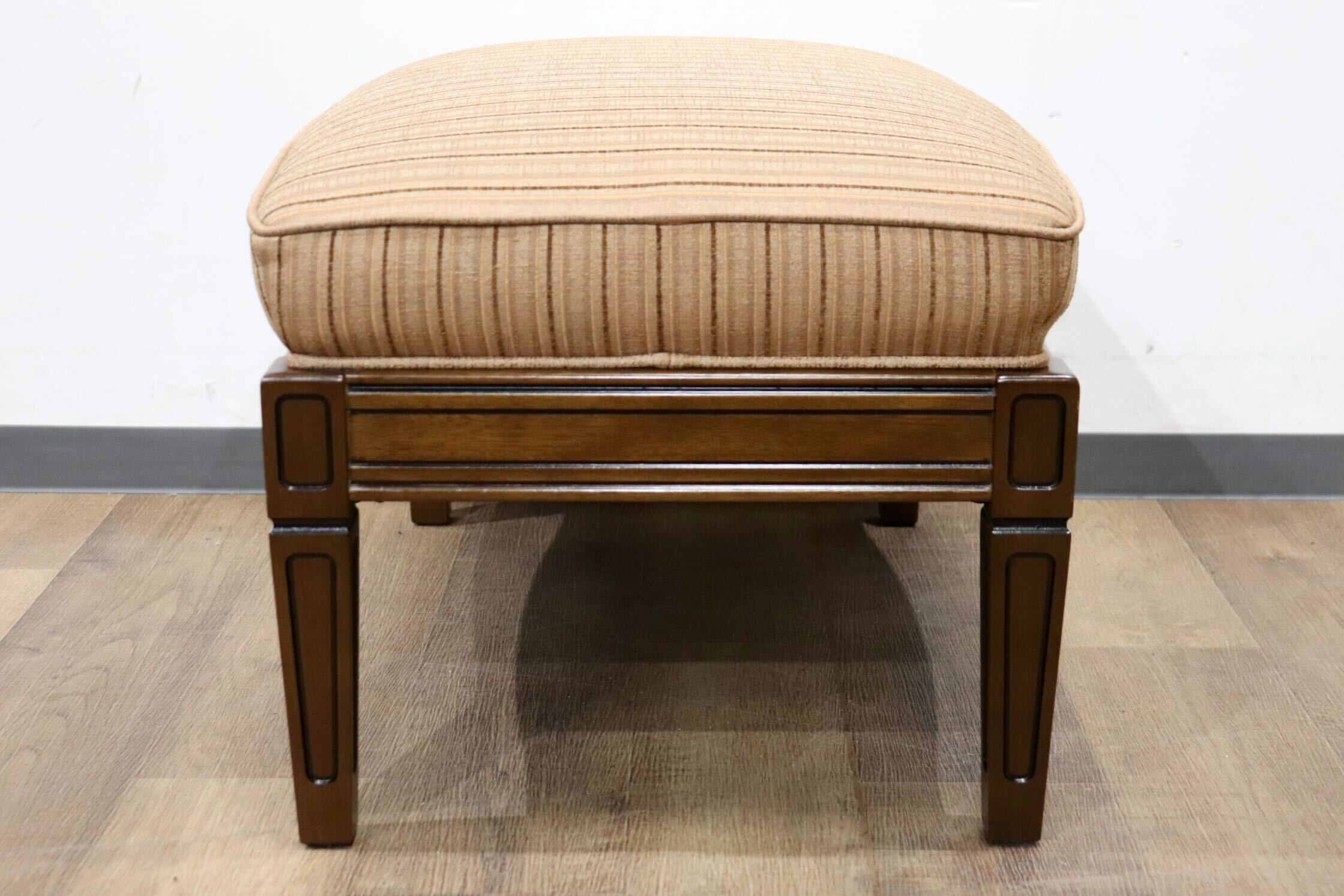 GMHS412○maruni / マルニ 地中海 ROYAL ロイヤル シャルル オットマン フットスツール ファブリック クラシック 定価約9万 展示品