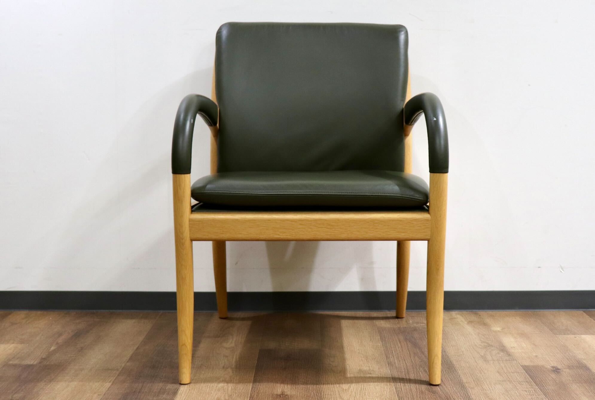 GMIH25C○匠工芸 / TAKUM Jazz アームチェア ダイニングチェア 椅子 チェア 国産家具 本革 グリーン オーク無垢材 検)カンディハウス
