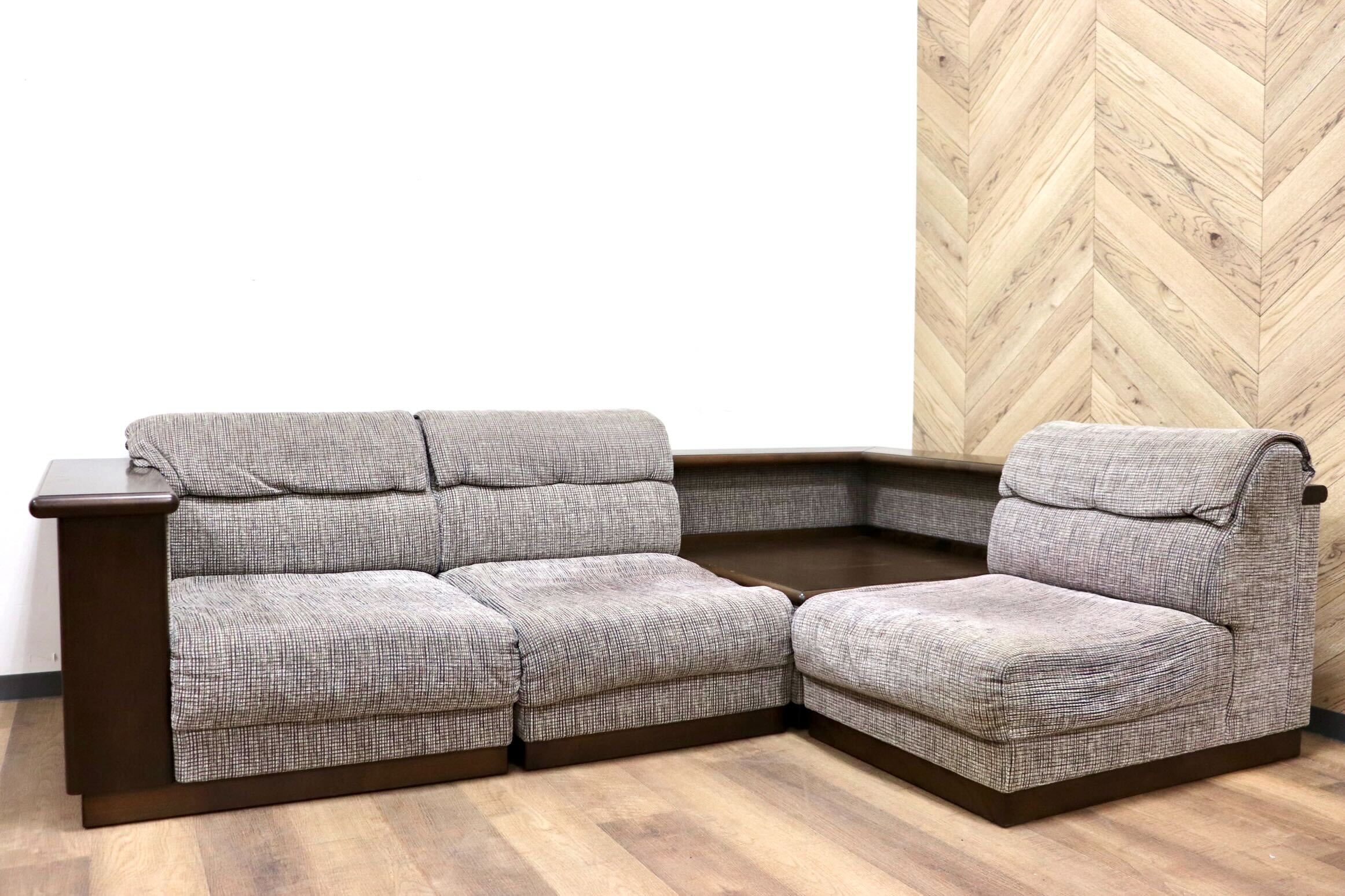 GMGH325○モリシゲ / MORISHIGE 3人掛けソファ トリプルソファ セパレート テーブル コーナーソファ ファブリック 応接 ロビー IDC大塚家具