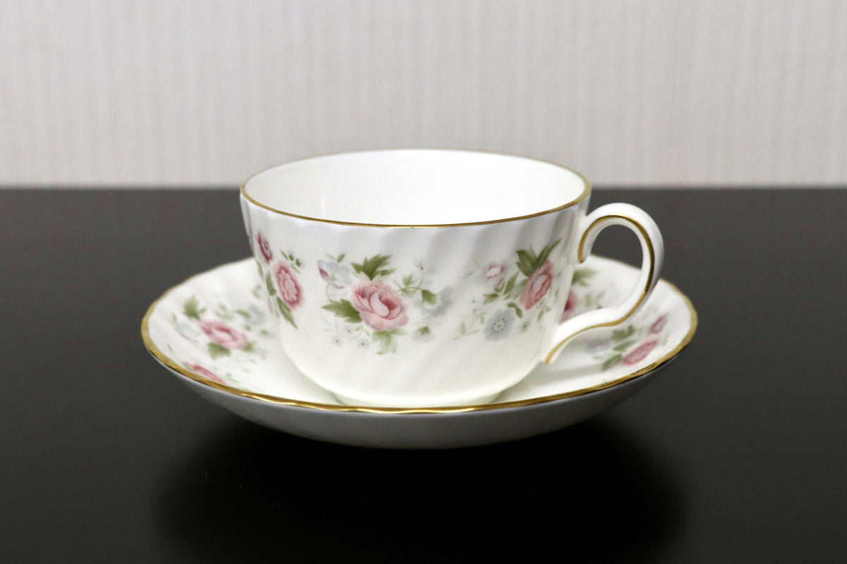 GMJH332AU○MINTON / ミントン SPRING BOUQUET スプリングブーケ カップ&ソーサー プレート イギリス製 西洋 ヴィンテージ 廃盤 稀少