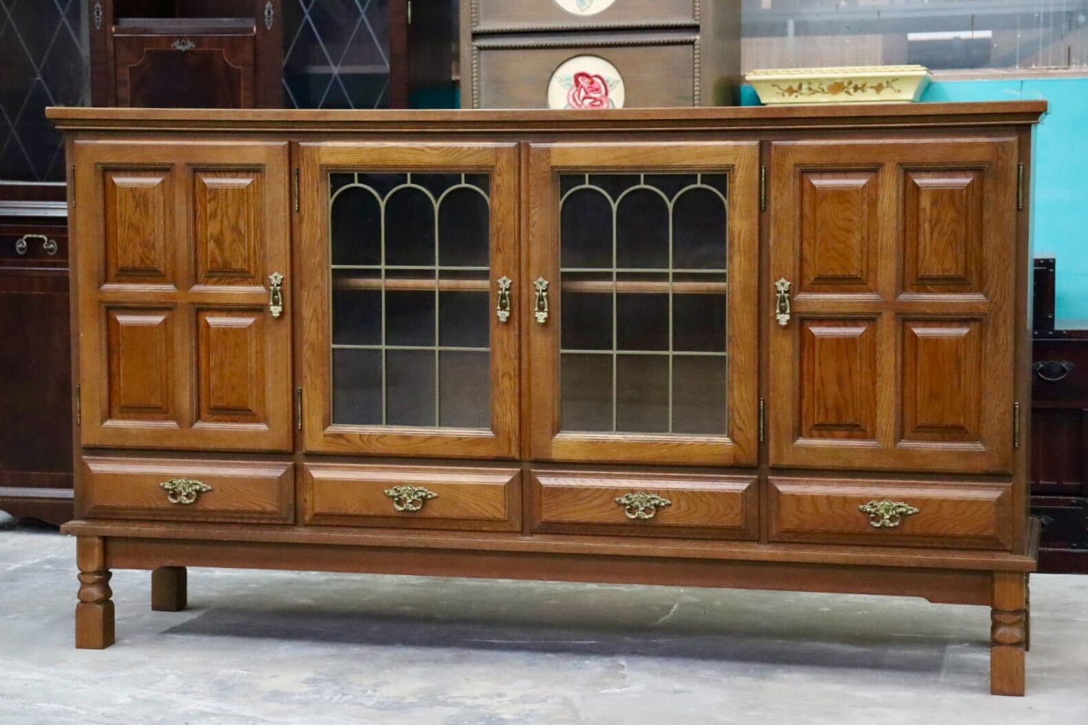 GMIH319○karimoku / カリモク コロニアル サイドボード リビングボード 飾り棚 キャビネット カントリー 国産家具 美品