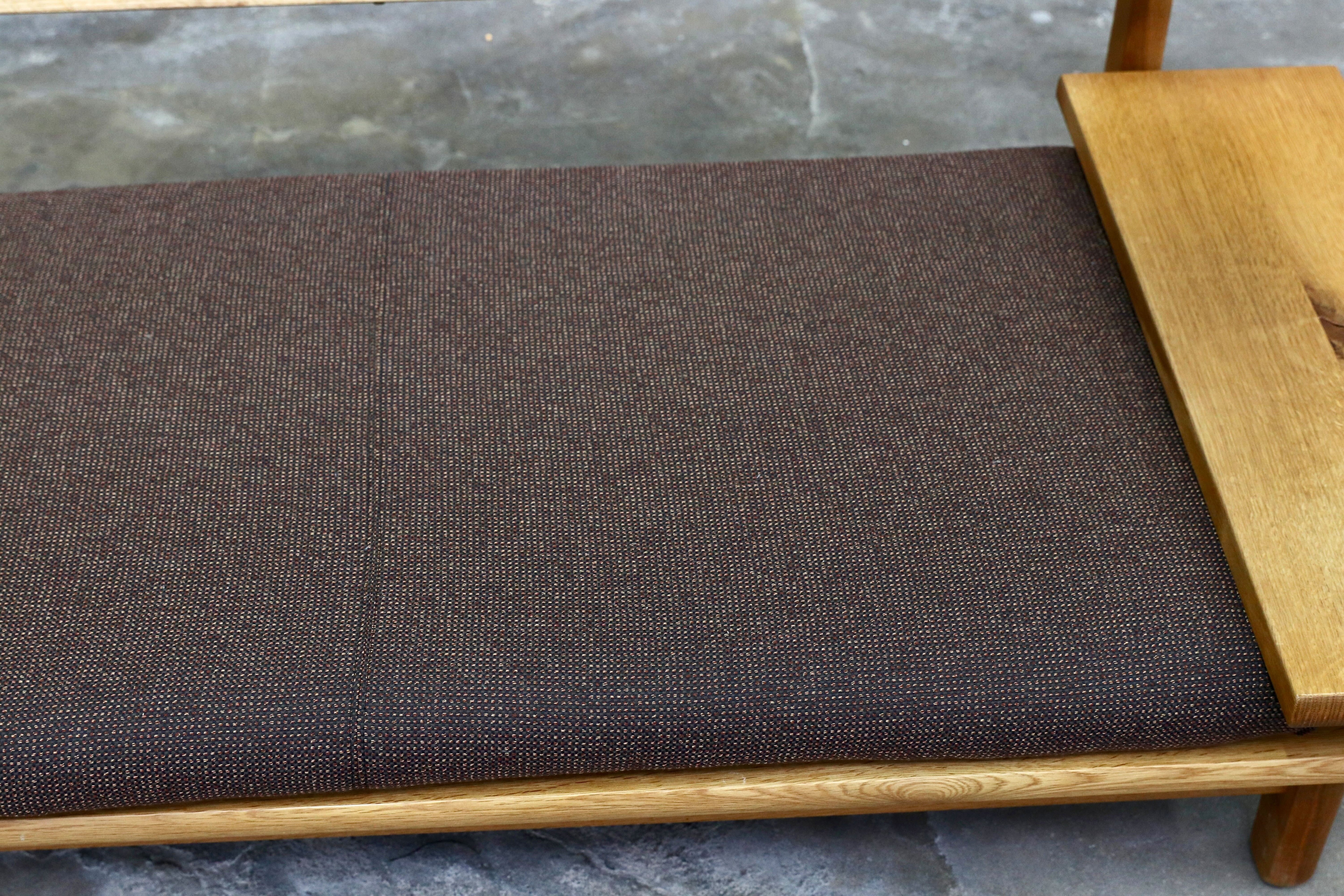 GMIK612B○飛騨産業 / HIDA キツツキ 森のとこば 2人掛けソファ ラブソファ オーク無垢材 長椅子 IDC大塚家具 節入り 約33万