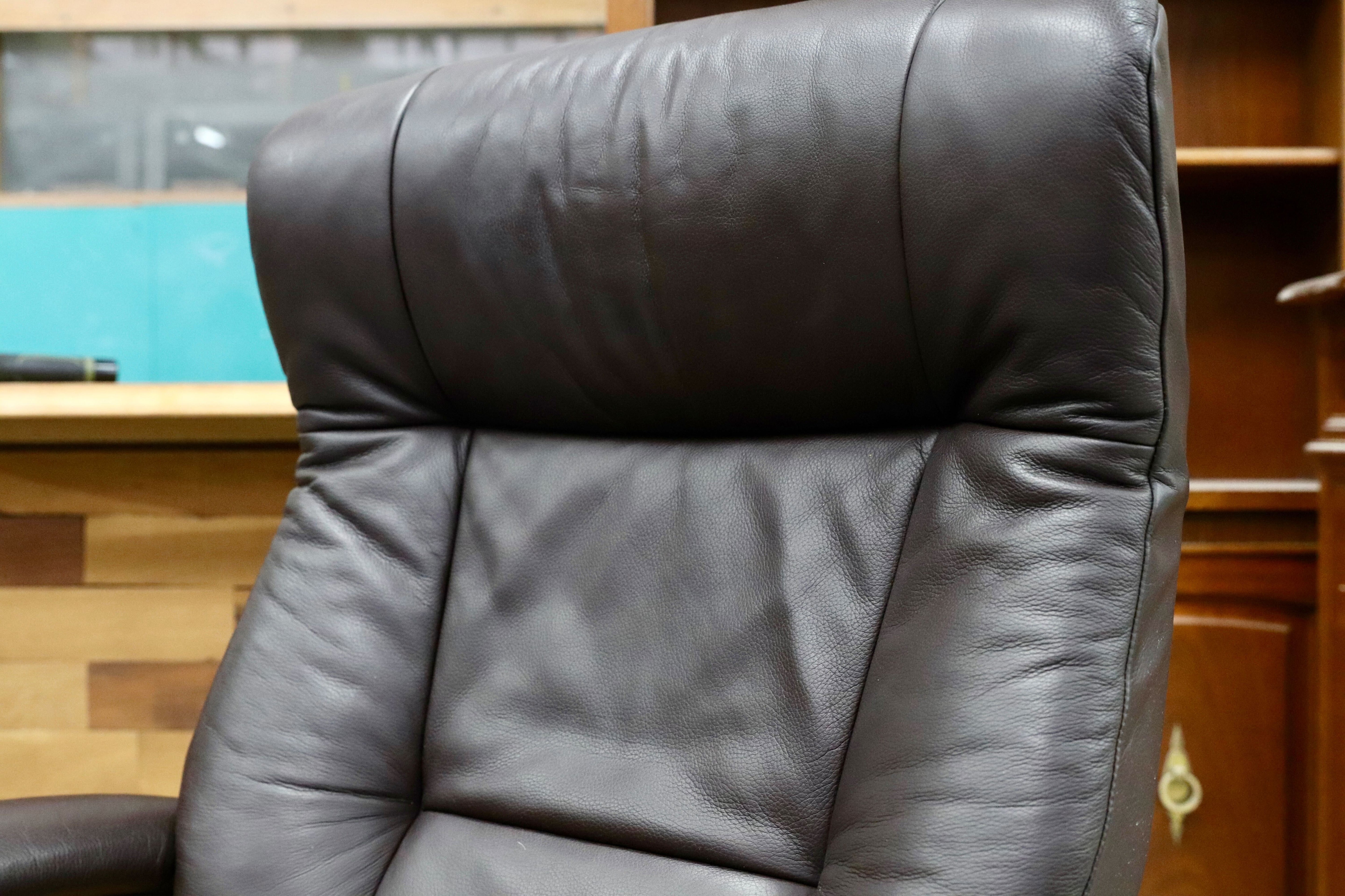 GMHS408○simons シモンズ Fjords フィヨルド マニアーナ リクライニングチェア シングルソファ 北欧家具 ノルウェー 本革 約36万