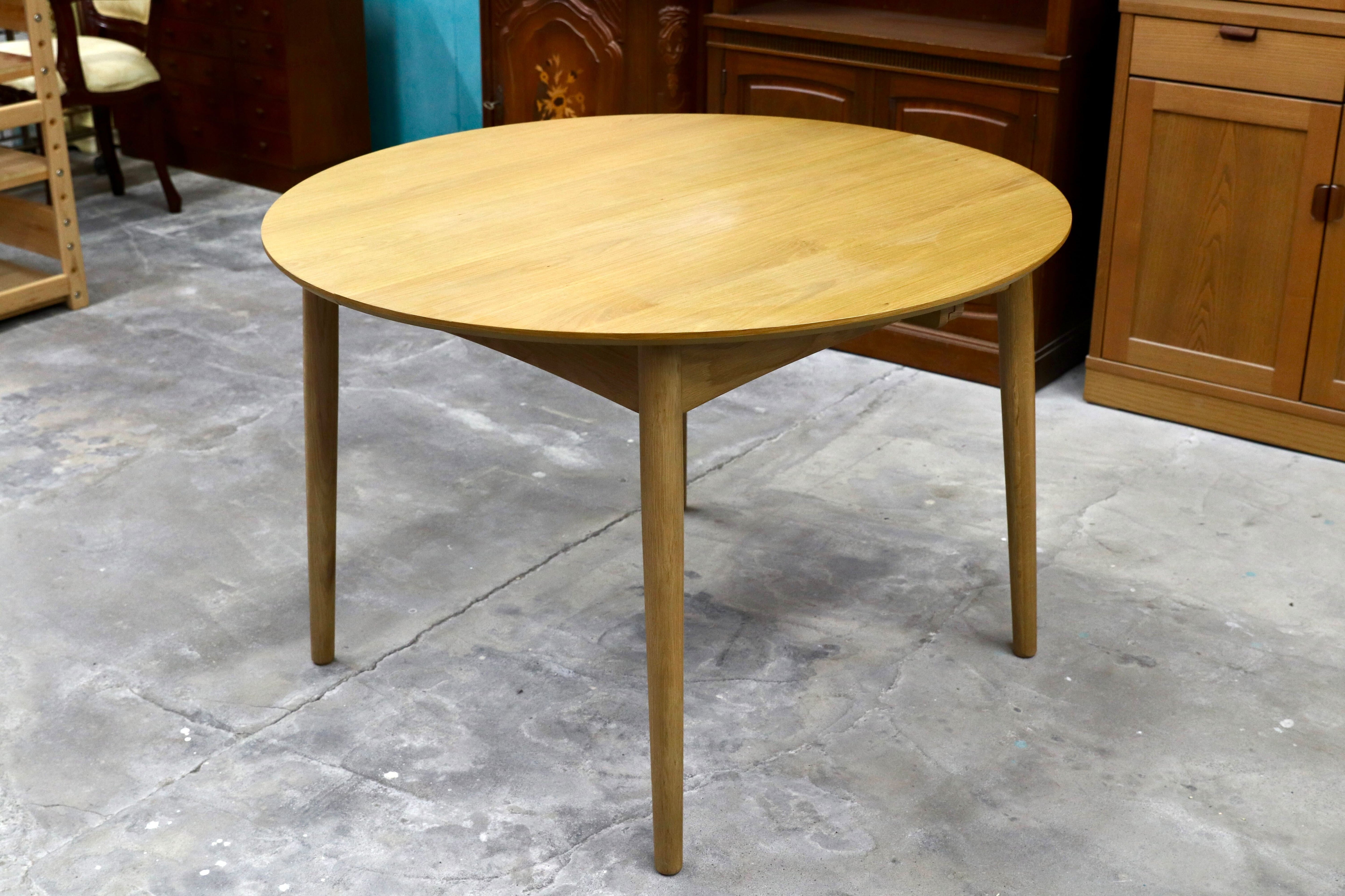 GMHK512○unico / ウニコ BRENNA(ブレナ) ダイニングテーブル 食卓テーブル ラウンドテーブル オーク材 北欧スタイル ※展示訳あり