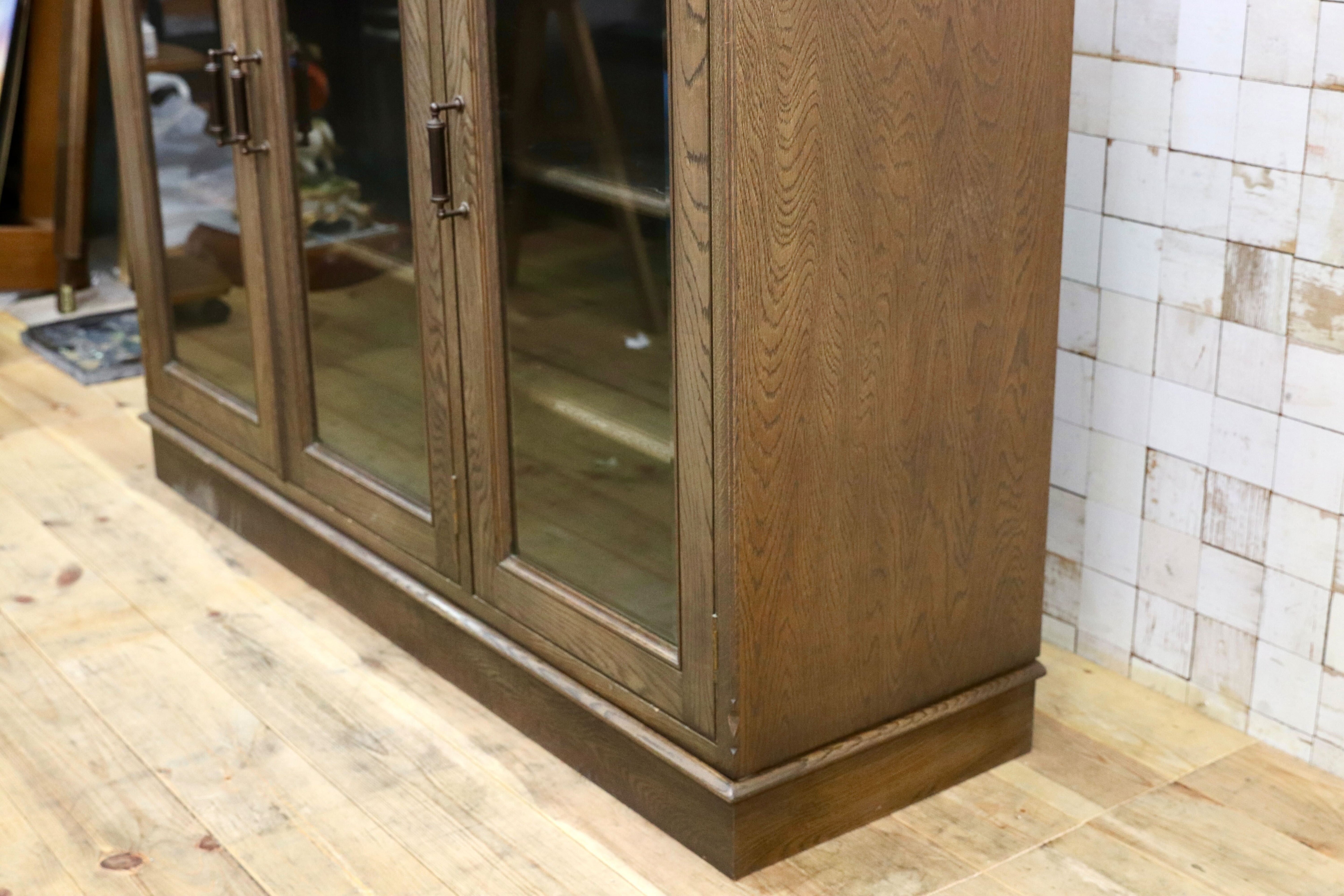 GMIK581○神戸洋家具 永田良介商店 サイドボード リビングボード キャビネット オーク 英国カントリー ヴィンテージ 稀少 アンティーク