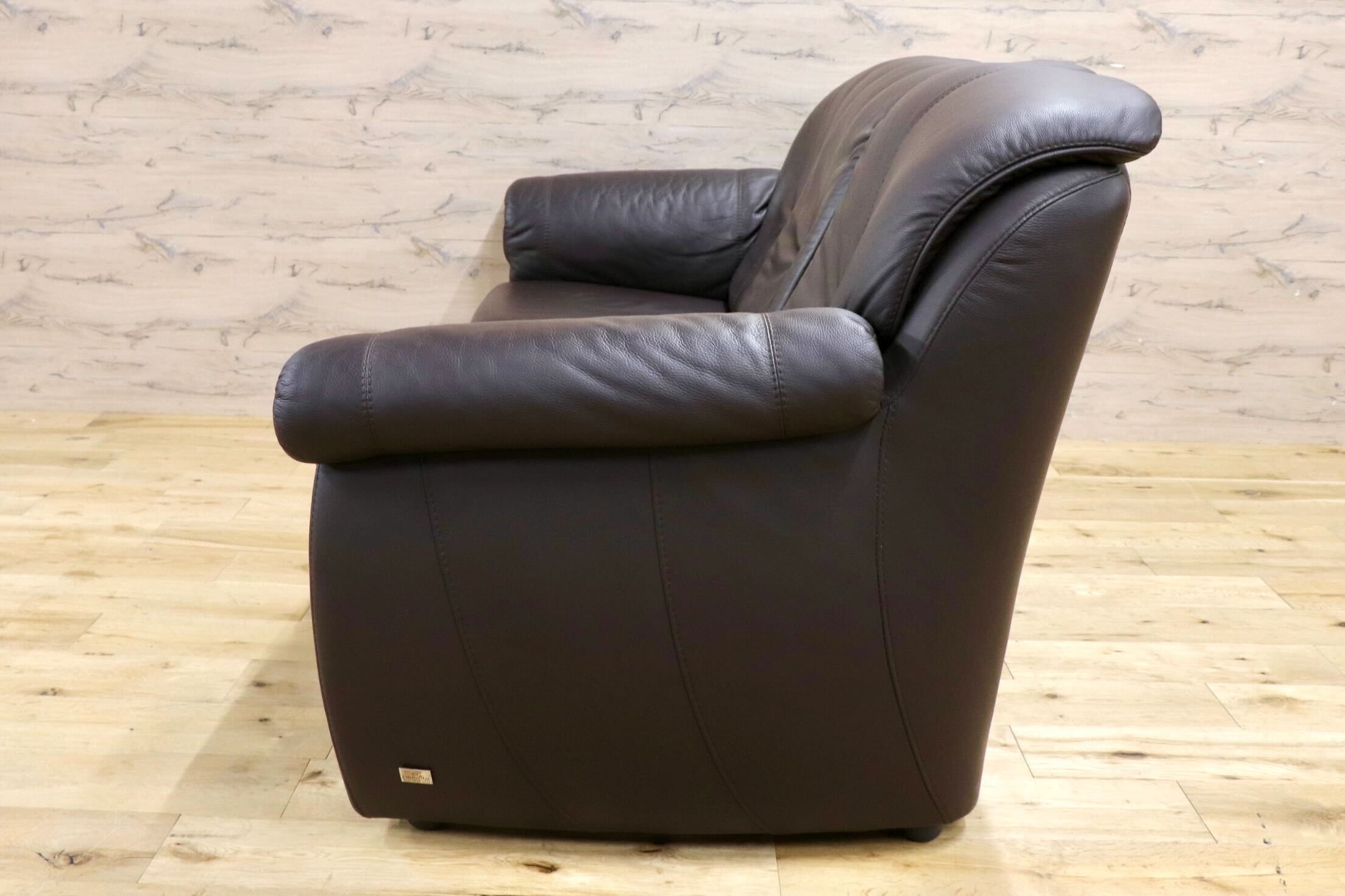 GMJS50○himolla / ヒモラ 3人掛けソファ トリプルソファ 3pソファ ドイツ IDC大塚家具 総本革 最高級 希少 定価約75万