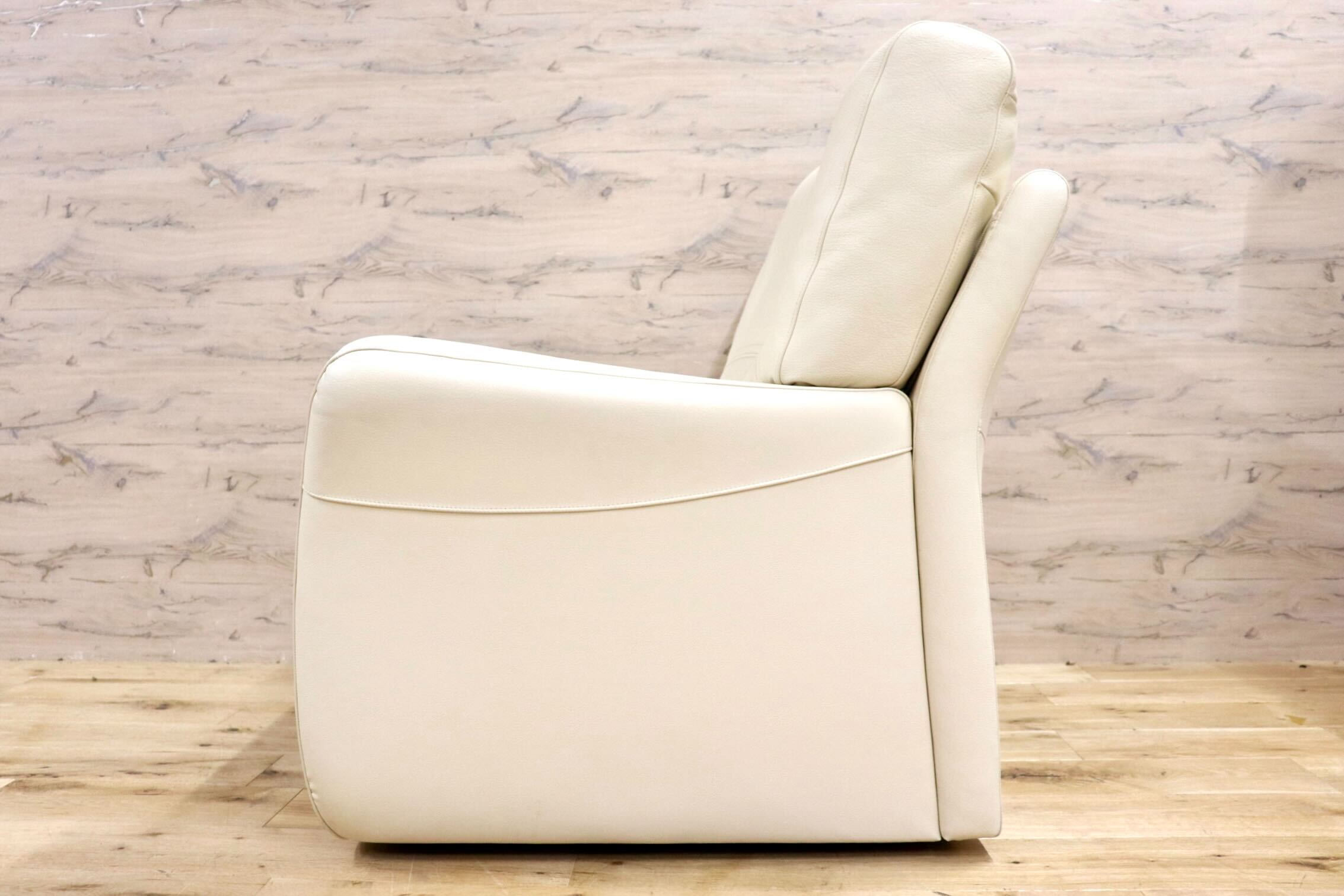 GMHK254B○karimoku / カリモク Direttore ディレトーレ 1人掛けソファ シングルソファ ラウンジチェア 本革 アイボリー 椅子