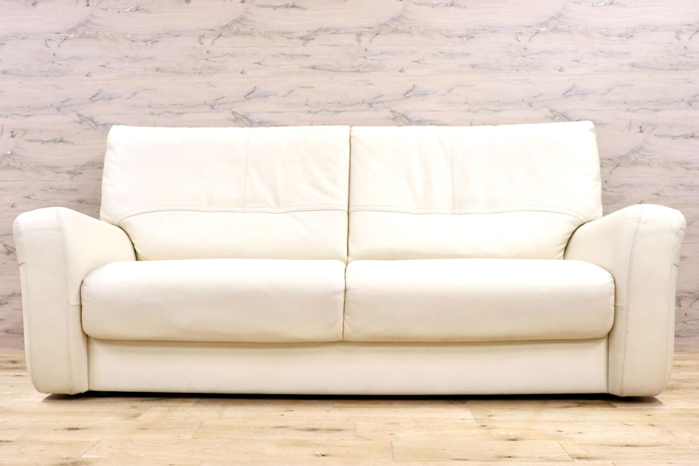 GMHK254C○karimoku / カリモク Direttore ディレトーレ 3人掛けソファ トリプルソファ 長椅子 本革 アイボリー モダン 国産家具