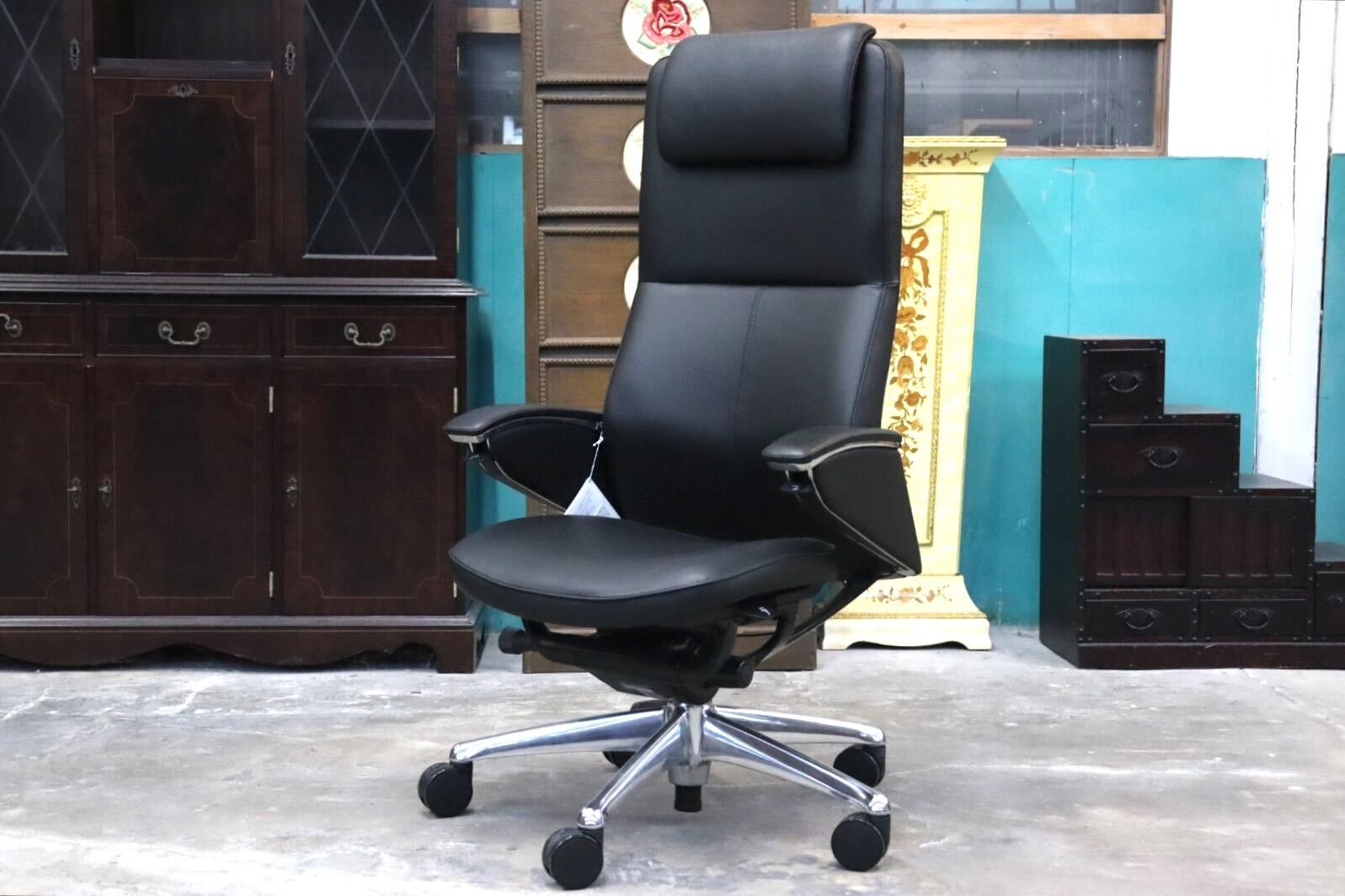 GMIK678A○okamura / オカムラ Legenda レジェンダ オフィスチェア エクストラハイバック 本革 役員室 オカムラ最高級 定価約70万 展示品