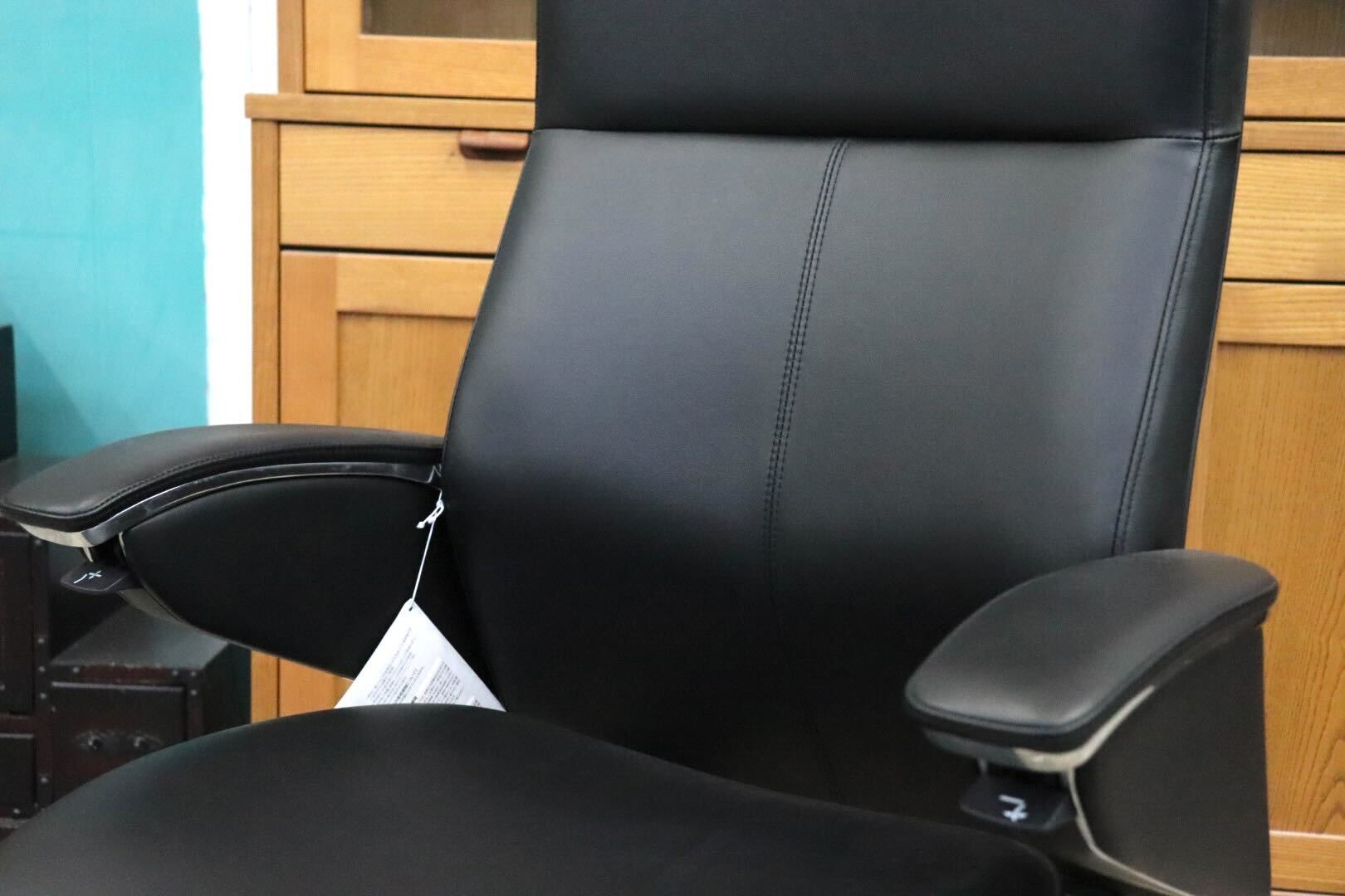 GMIK678A○okamura / オカムラ Legenda レジェンダ オフィスチェア エクストラハイバック 本革 役員室 オカムラ最高級 定価約70万 展示品