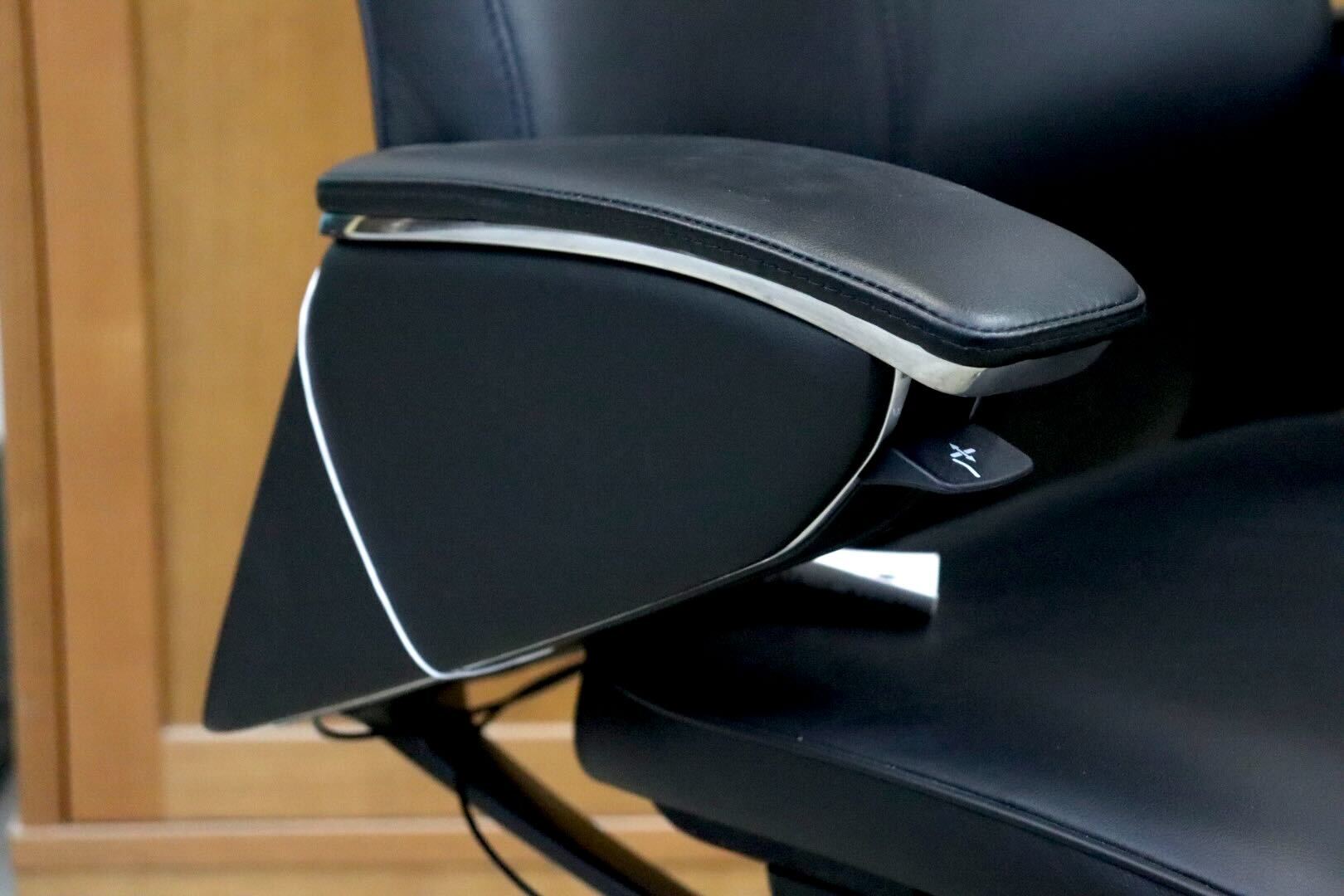 GMIK678A○okamura / オカムラ Legenda レジェンダ オフィスチェア エクストラハイバック 本革 役員室 オカムラ最高級 定価約70万 展示品