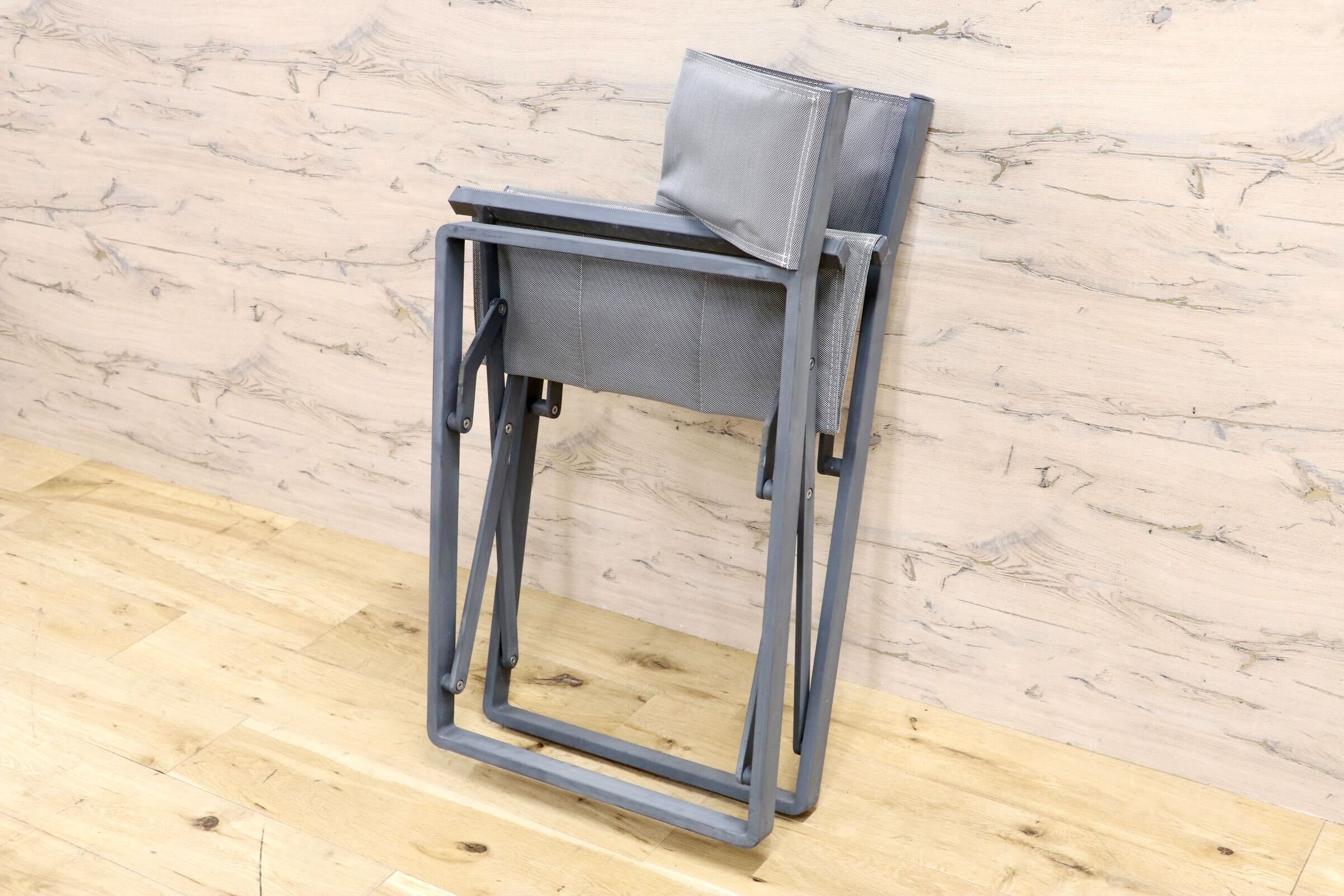 GMIH144B○ACTUS / アクタス LandNorm ランドノーム ディレクターチェア ガーデンチェア 折りたたみチェア グレー 屋外 テラス 展示品