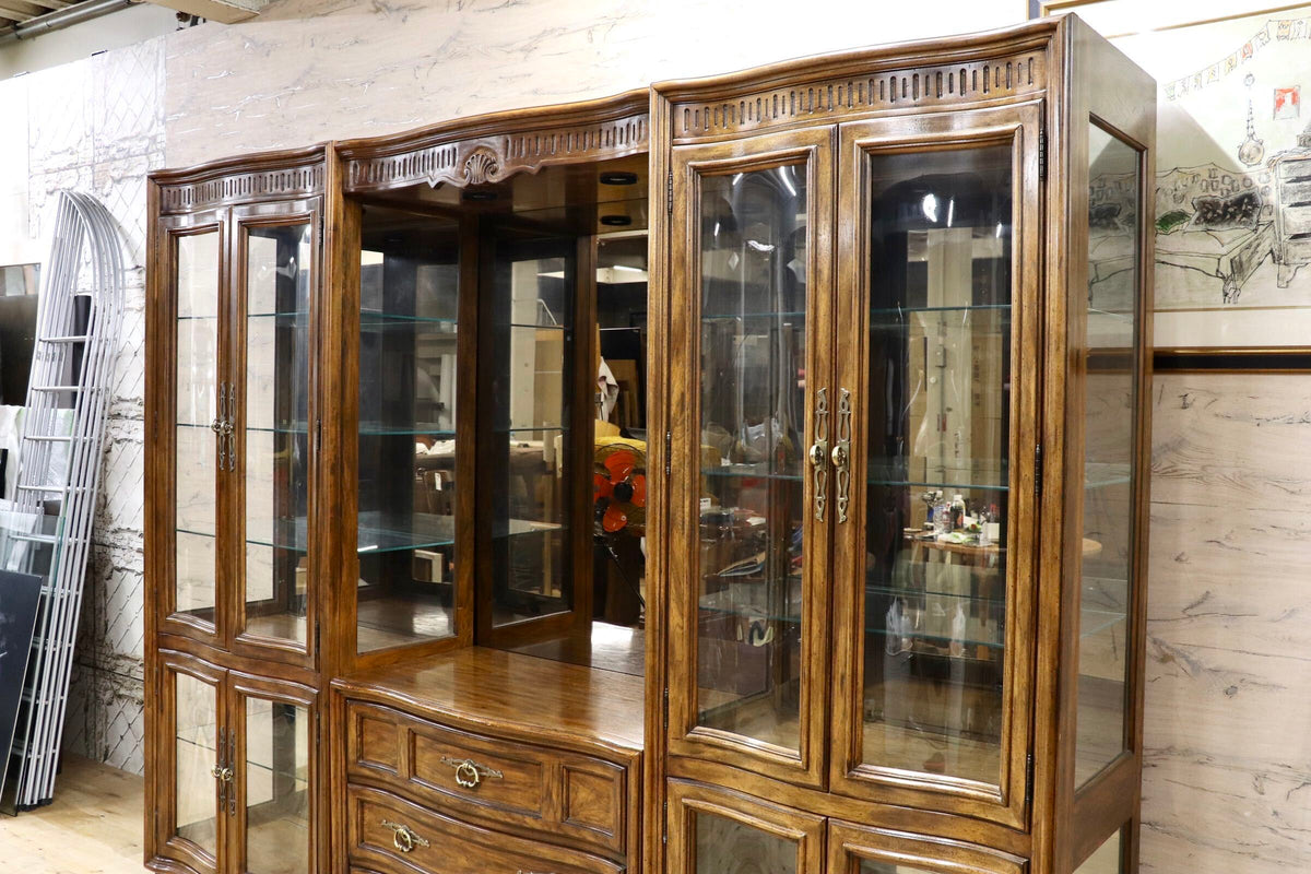 GMHN324○DREXEL HERITAGE /ドレクセルヘリテイジ Grand Villa グランドヴィラ ガラスキャビネット 飾り棚 最高級 約280万