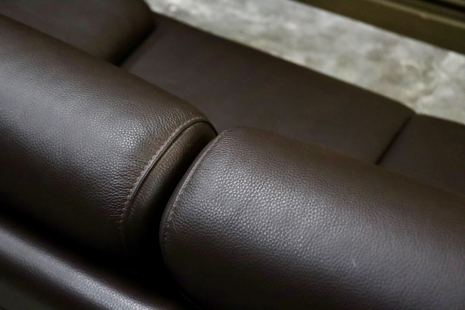 GMIK666○domani / ドマーニ エクセルライフ 2人掛けソファ ラブソファ 本革 ダークブラウン カリモク最高峰 定価約90万 未使用品