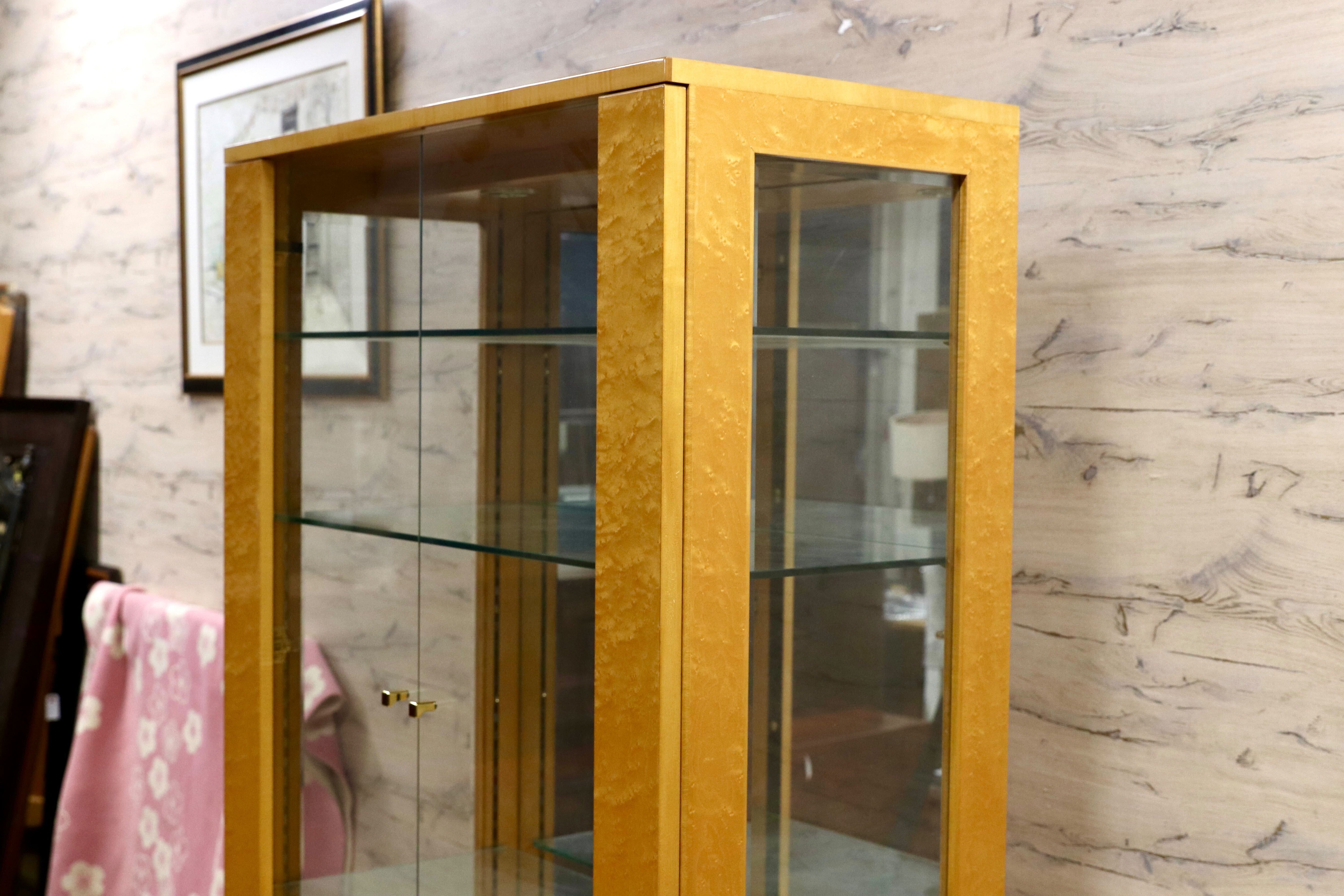 GMIK617○IDC大塚家具 スプレンダー キャビネット 飾り棚 バーズアイメープル クラシック エレガント キュリオ 約56万