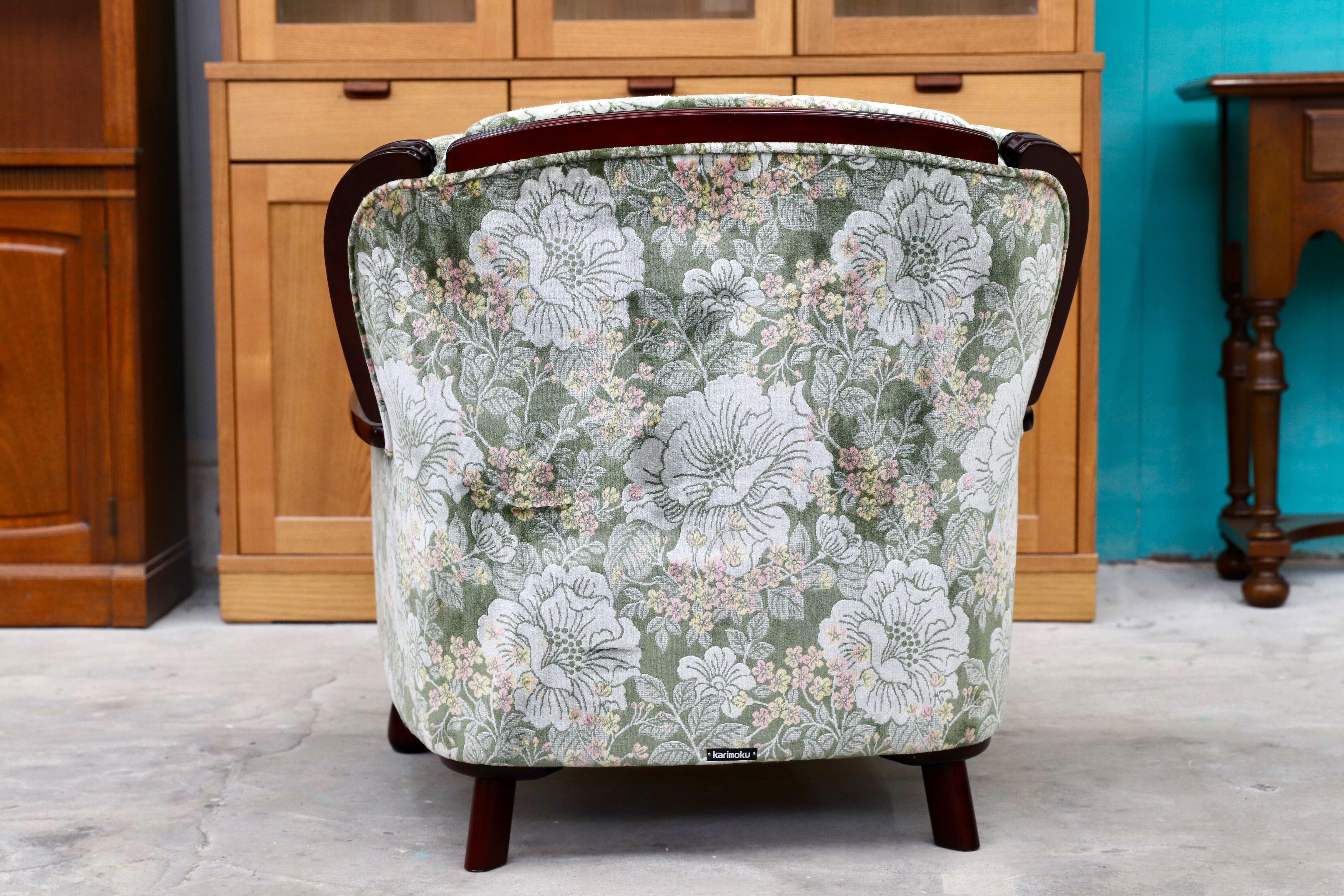 GMIH53○karimoku / カリモク コロニアル 1人掛けソファ シングルソファ ラウンジチェア 国産家具 ファブリック 花柄 定価約10.4万