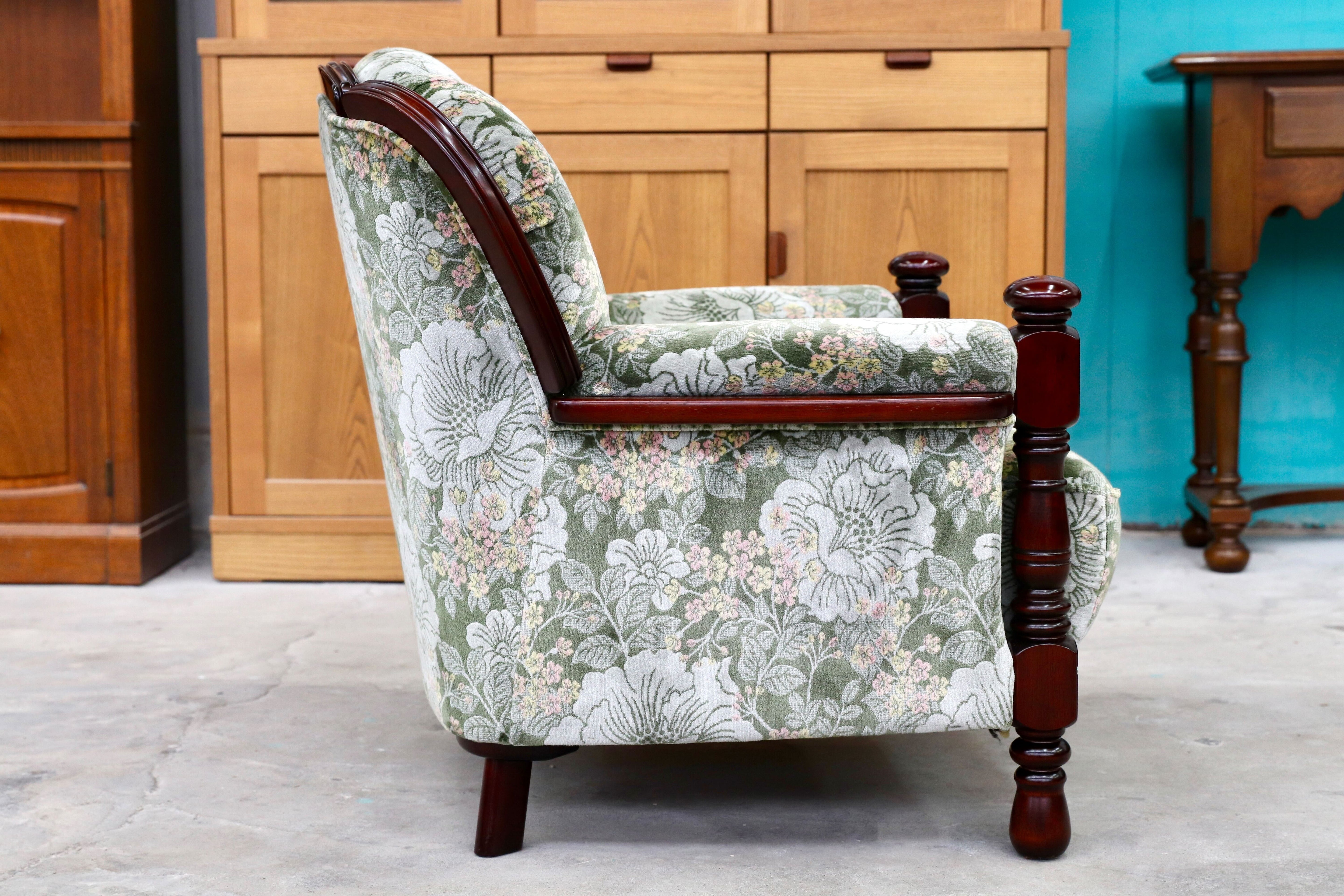 GMIH53○karimoku / カリモク コロニアル 1人掛けソファ シングルソファ ラウンジチェア 国産家具 ファブリック 花柄 定価約10.4万