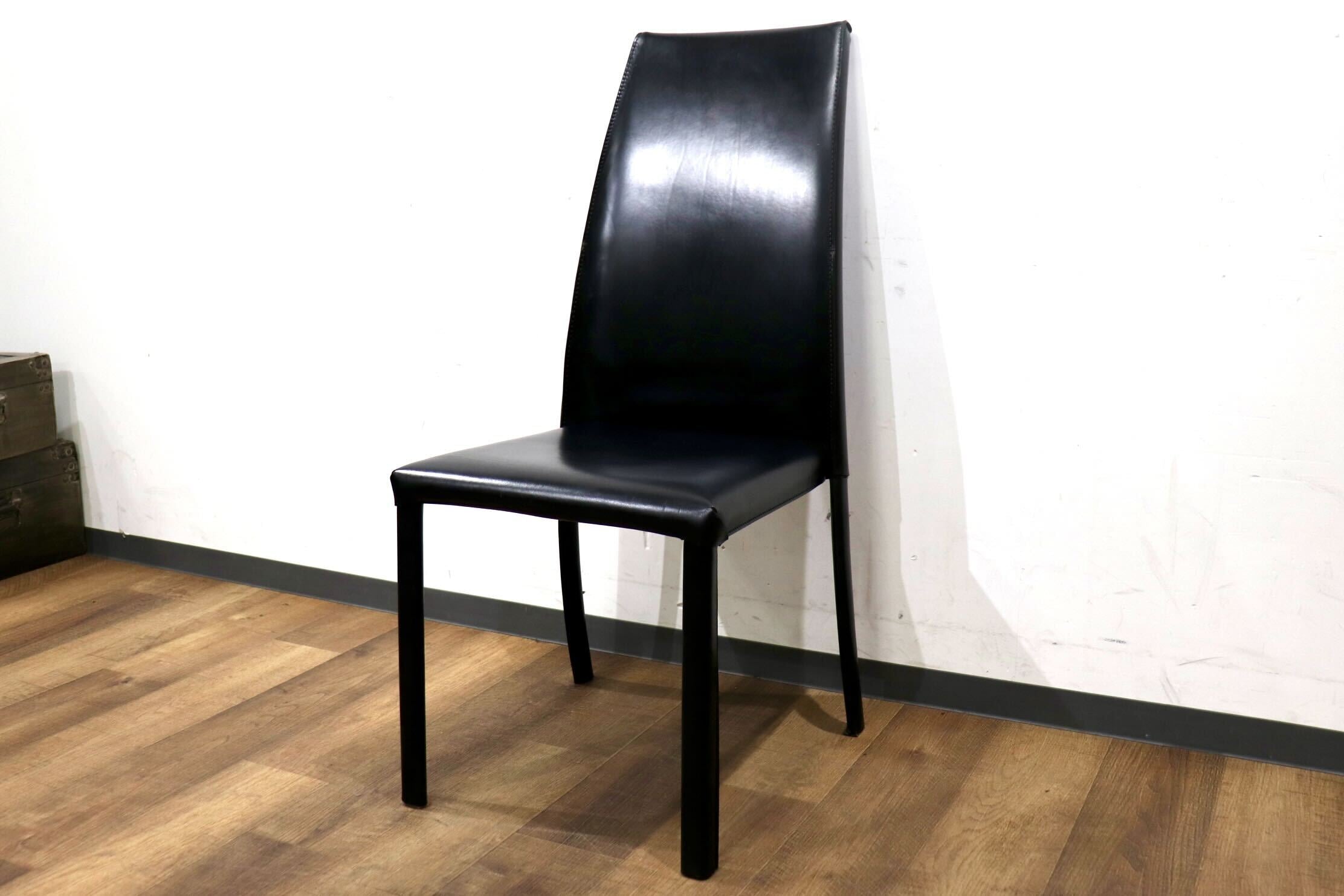 GMHN288C○FRAG / フラッグ LATINA ダイニングチェア アームレスチェア ハイバックチェア 椅子 ブラック 本革 イタリア製 検)カッテラン