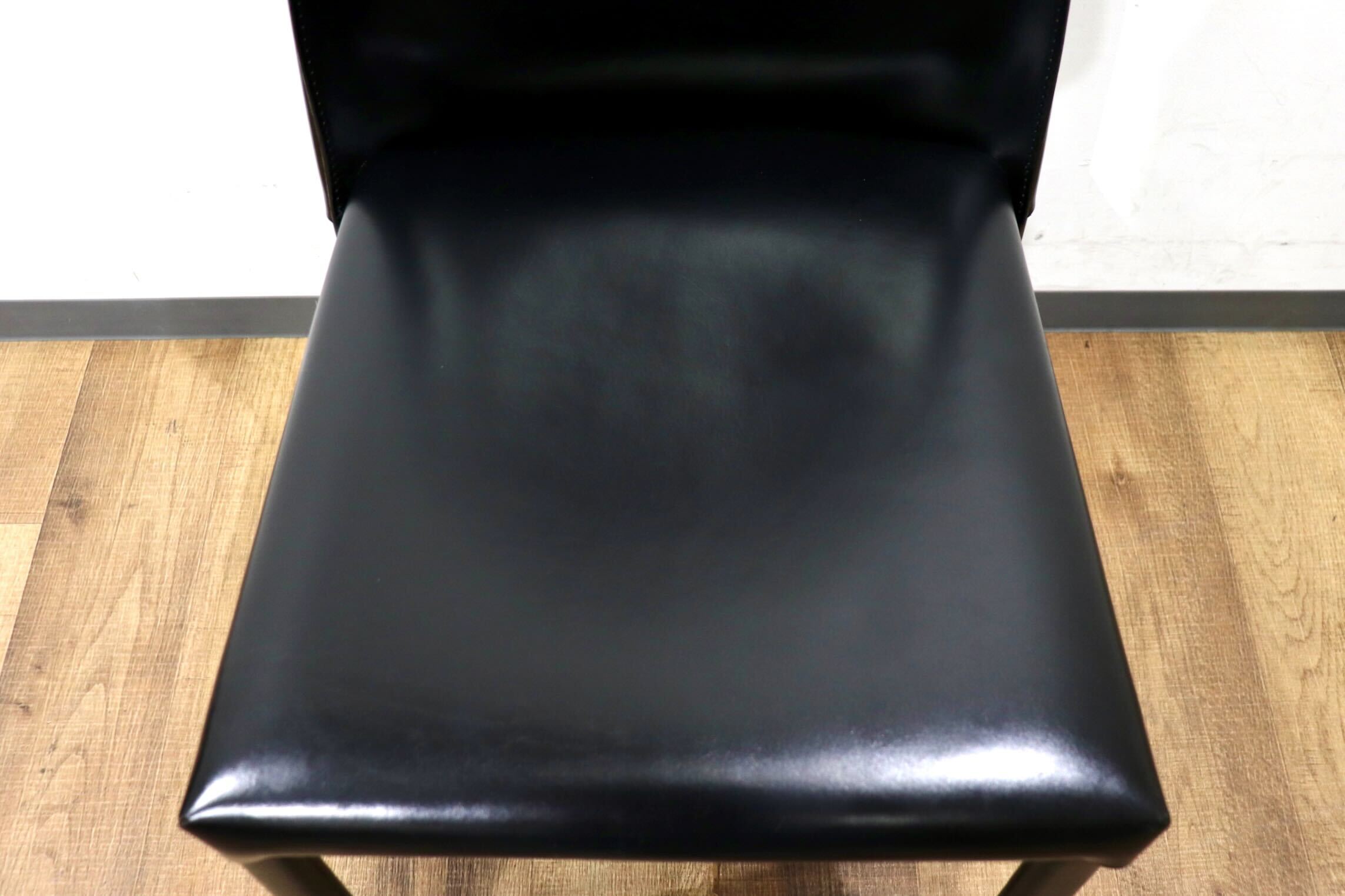 GMHN288C○FRAG / フラッグ LATINA ダイニングチェア アームレスチェア ハイバックチェア 椅子 ブラック 本革 イタリア製 検)カッテラン