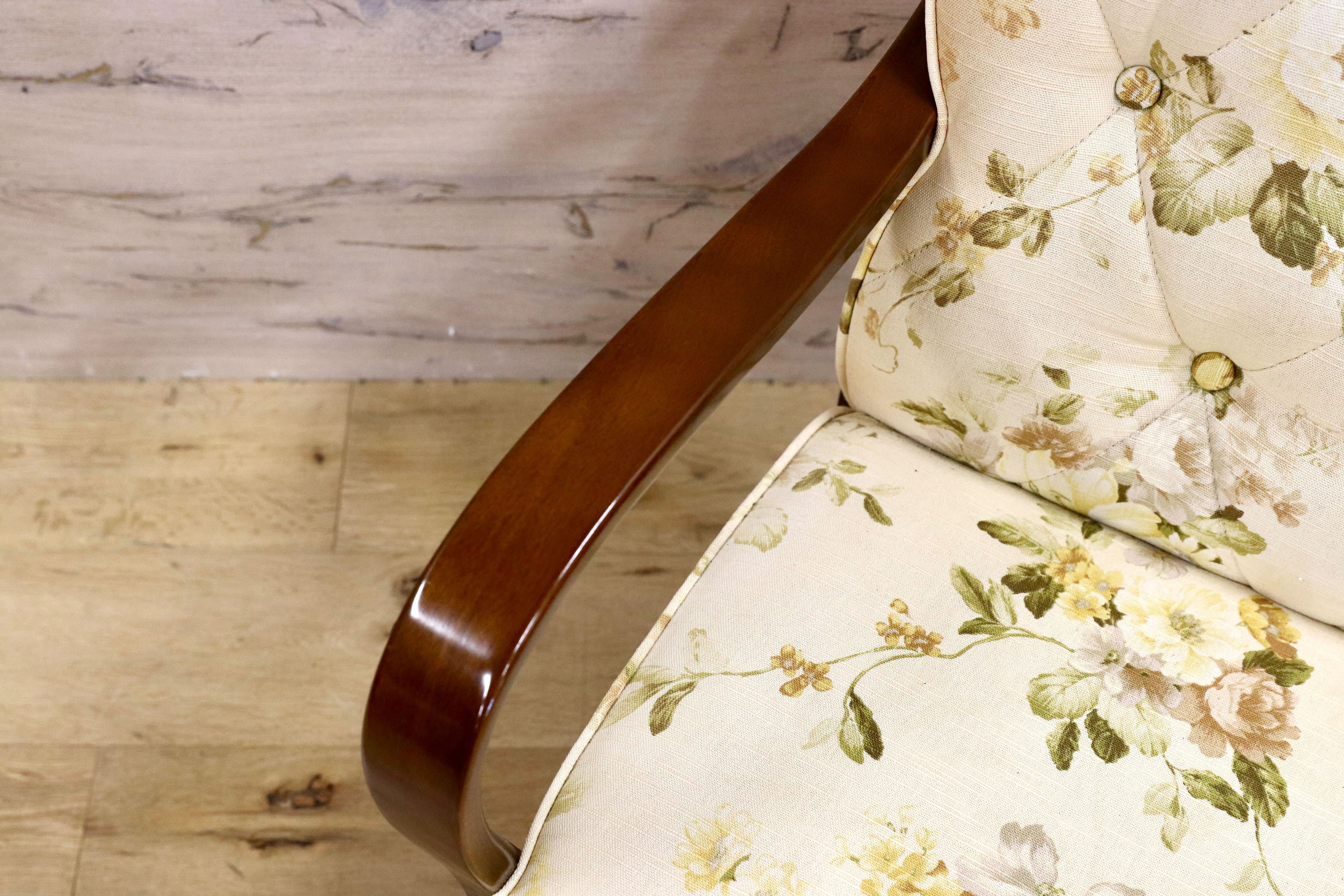 GMHH38C○karimoku / カリモク アームチェア 1人掛けソファ シングルソファ ラウンジチェア 安楽椅子 ファブリック 花柄 コロニアル