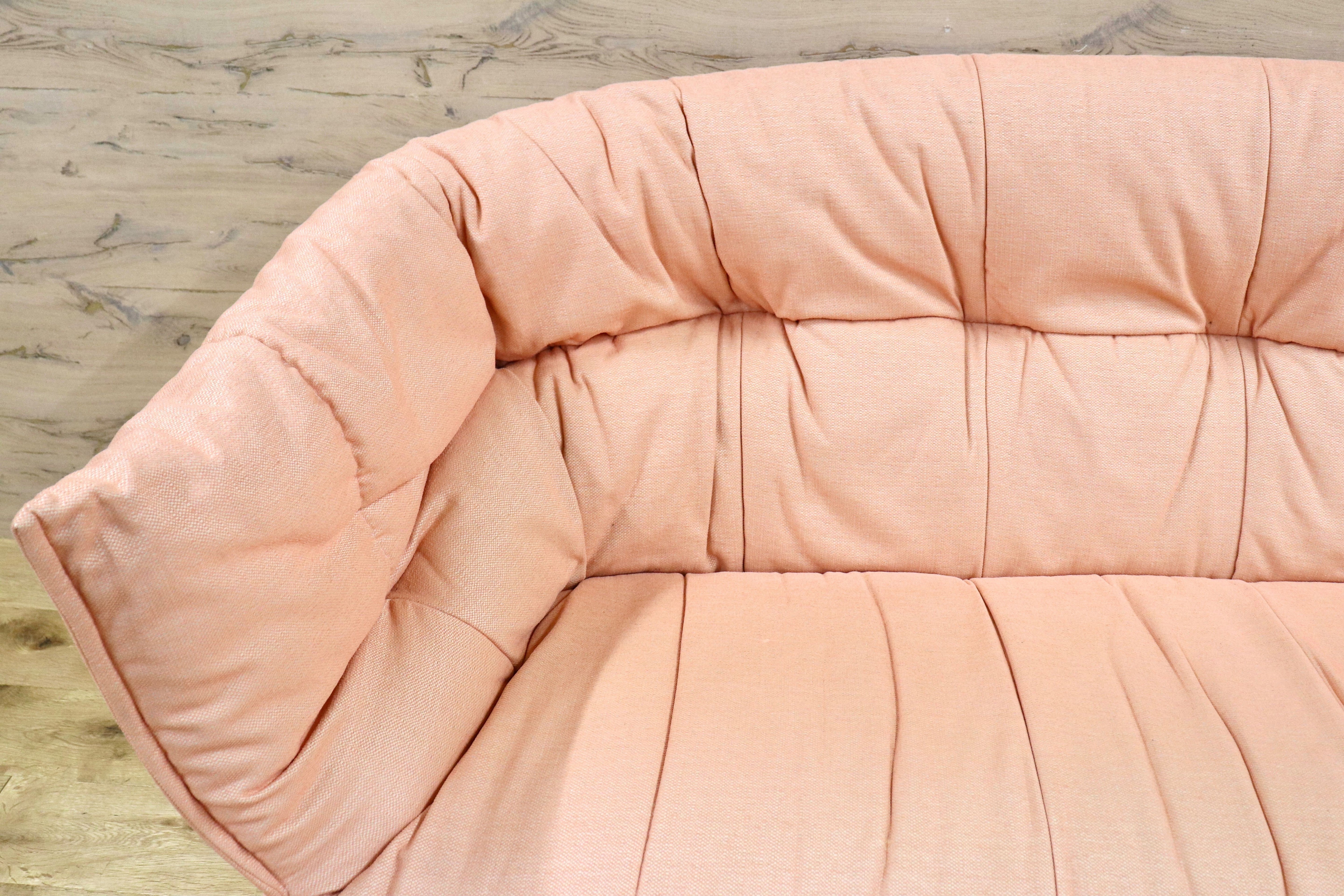 GMIS31○ligne roset / リーンロゼ Brigantin ブリガンタン 3人掛けソファ 3pソファ ファブリック ピンク モダン