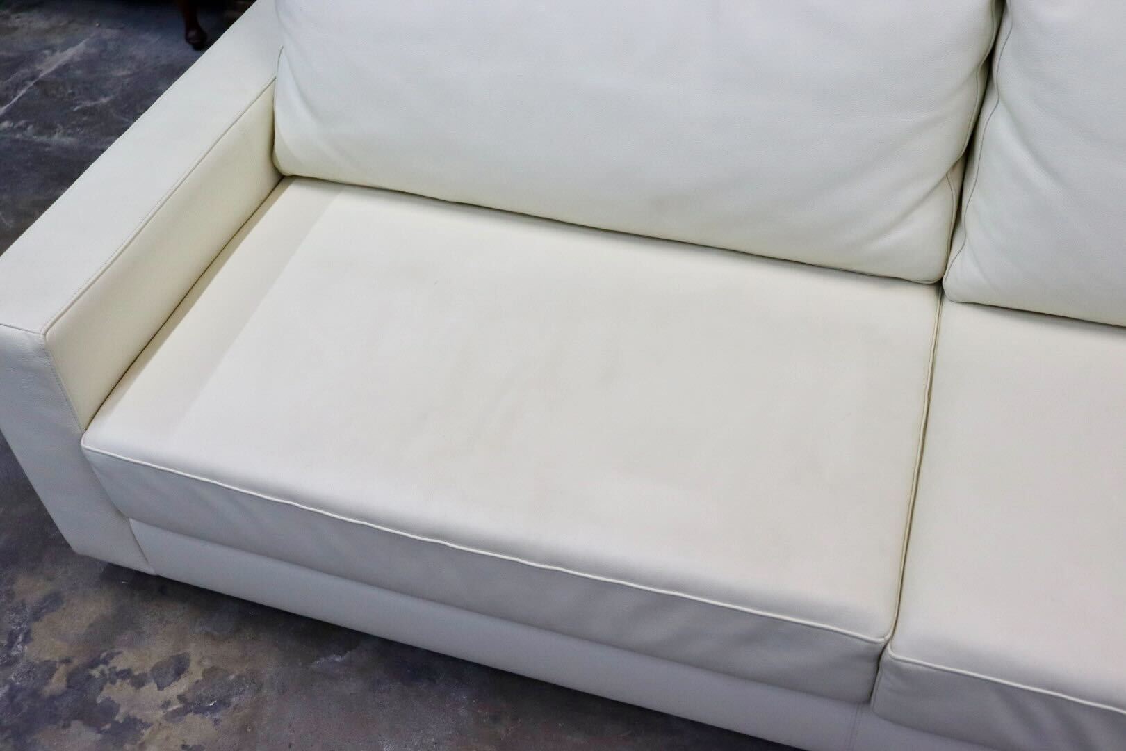 GMIS366A○HUKLA / フクラ REGATO レガト 3人掛けソファ トリプルソファ 長椅子 本革 スタイリッシュ モダン 約56万