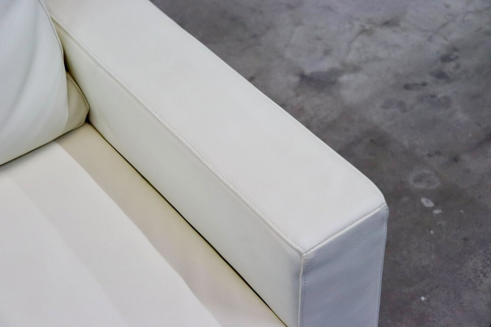 GMIS366A○HUKLA / フクラ REGATO レガト 3人掛けソファ トリプルソファ 長椅子 本革 スタイリッシュ モダン 約56万