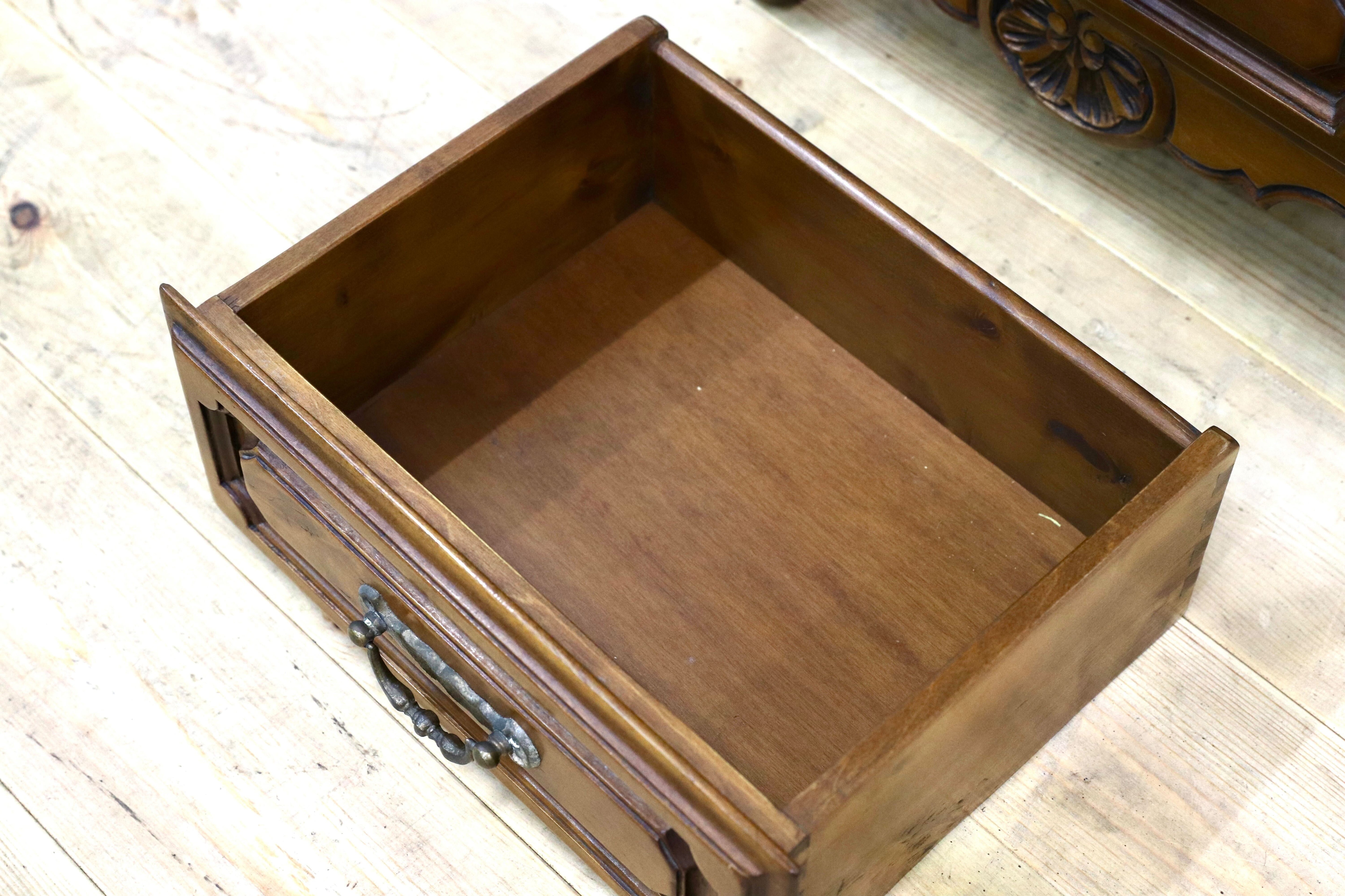 GMIO35D○VARO.S.A. VALENTI / バロッサバレンティ サイドチェスト リビング収納 小物入れ スペイン最高峰 クラシック IDC大塚家具