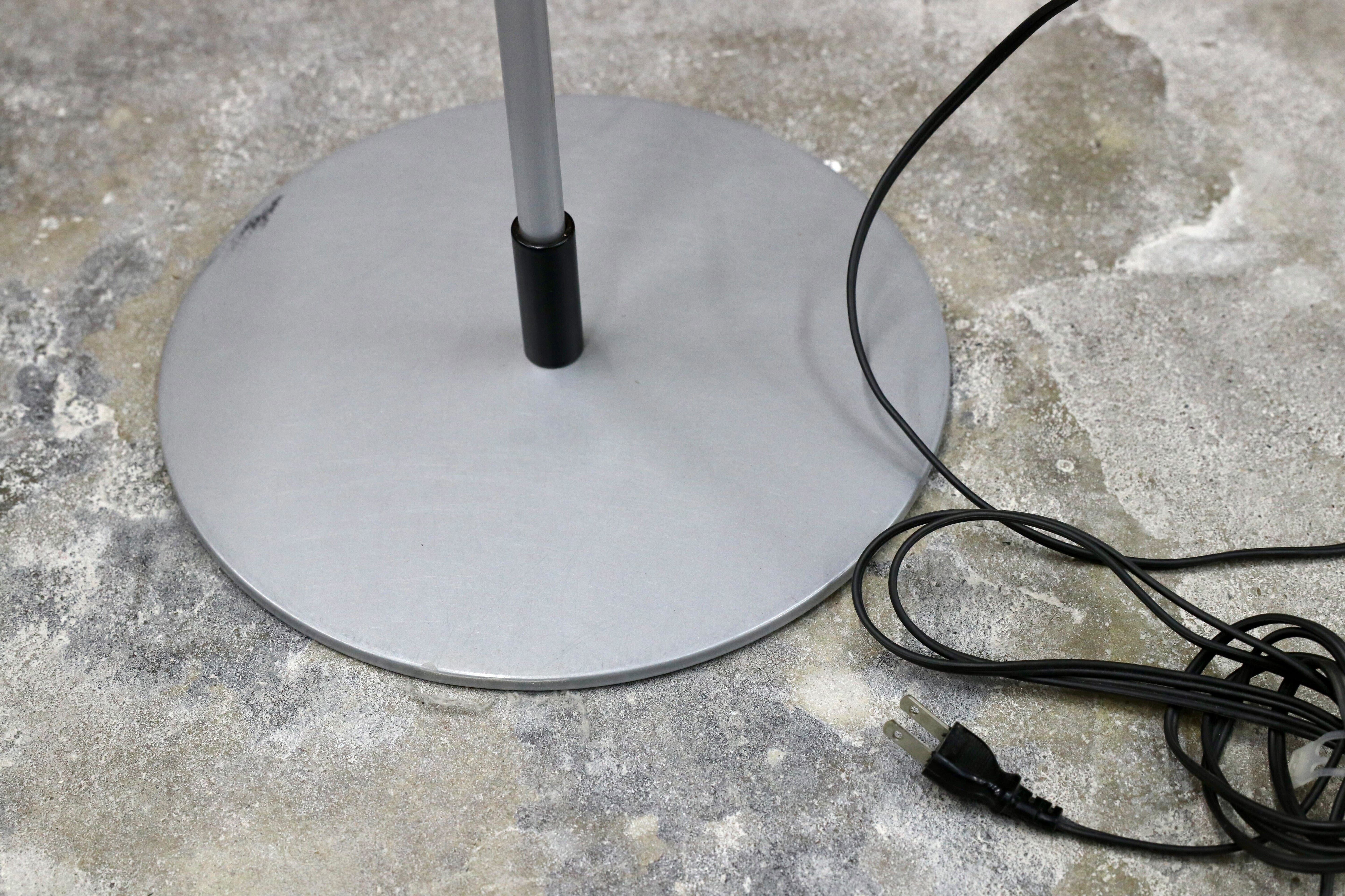 GMHO51○Le Klint / レ・クリント フロアランプ370 ndreas Hansen(アンダース・ハンセン)照明 ライト 名作 北欧 デンマーク 希少