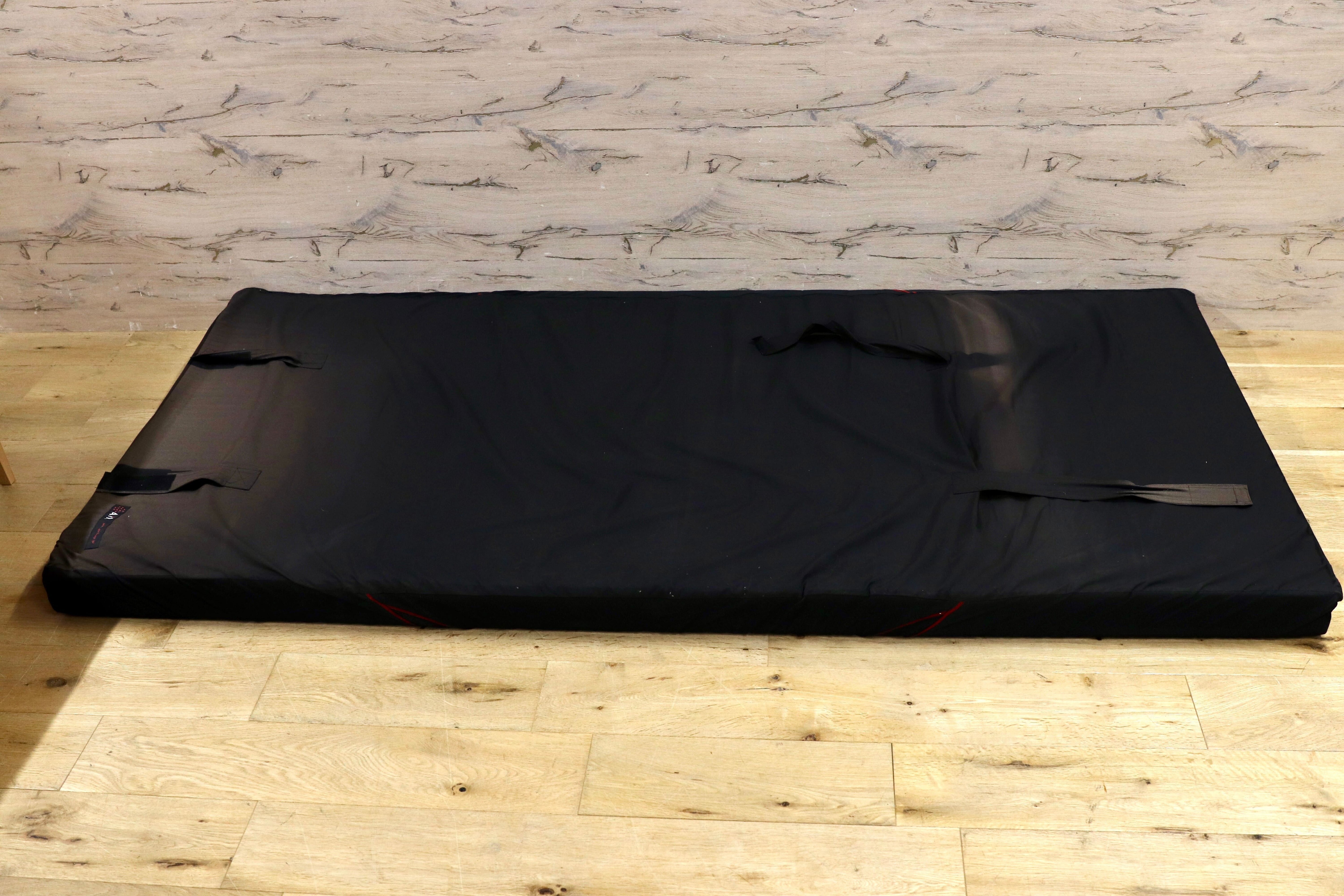 GMIK631○西川Air Si マットレス 睡眠時の体幹をサポート 高度な特殊立体クロススリット構造 レギュラー