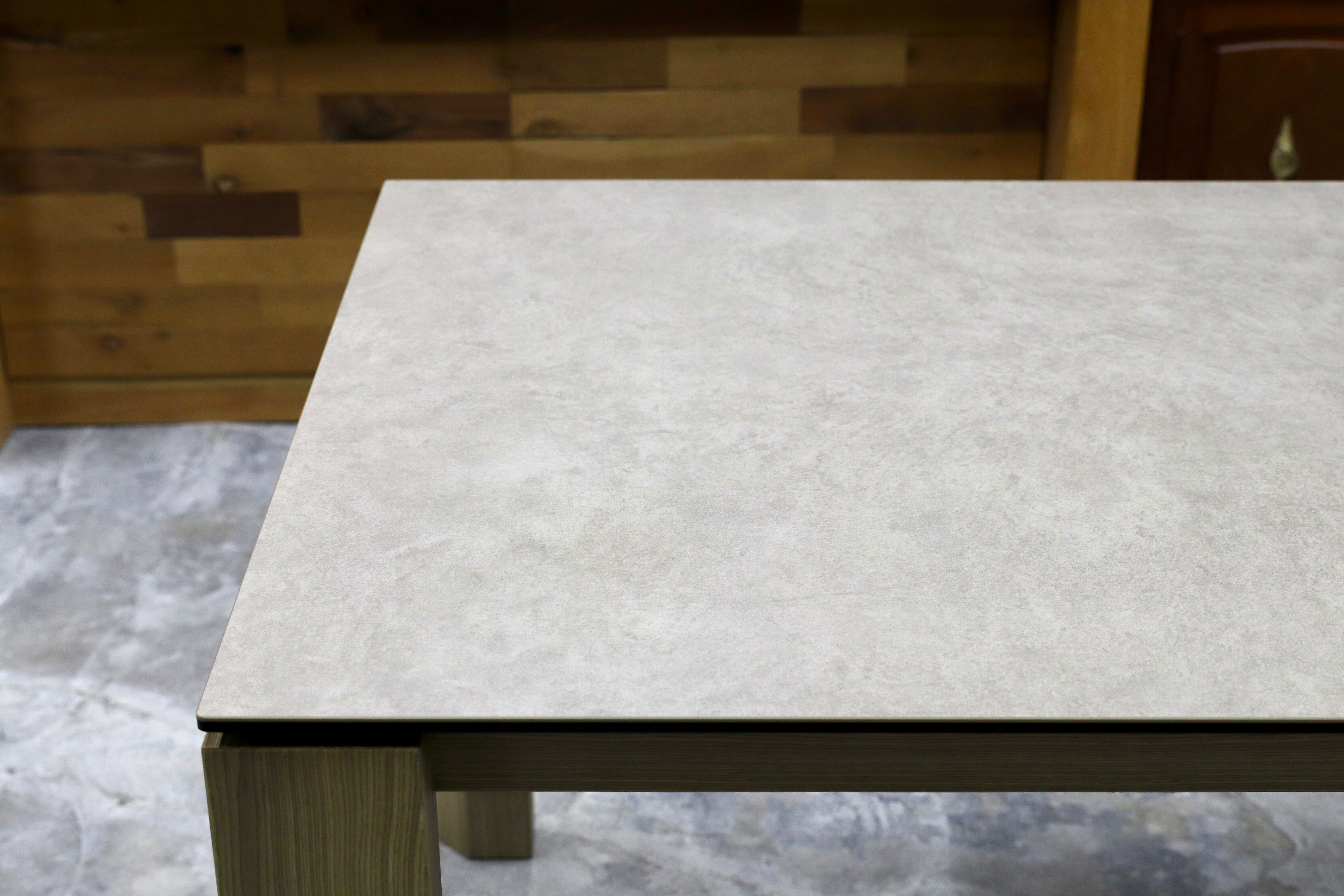 GMHO54○Calligaris / カリガリス オムニア セラミック ダイニングテーブル 食卓テーブル エクステンション式 グレー 定価約48万 展示品