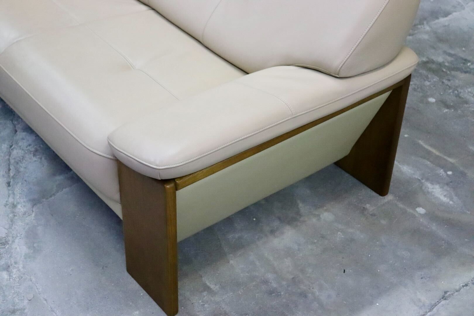 GMIH346○浜本工芸 / HAMAMOTO 2人掛けソファ ラブソファ 長椅子 ハイバック 楢材 本革 応接 モダン 約28万