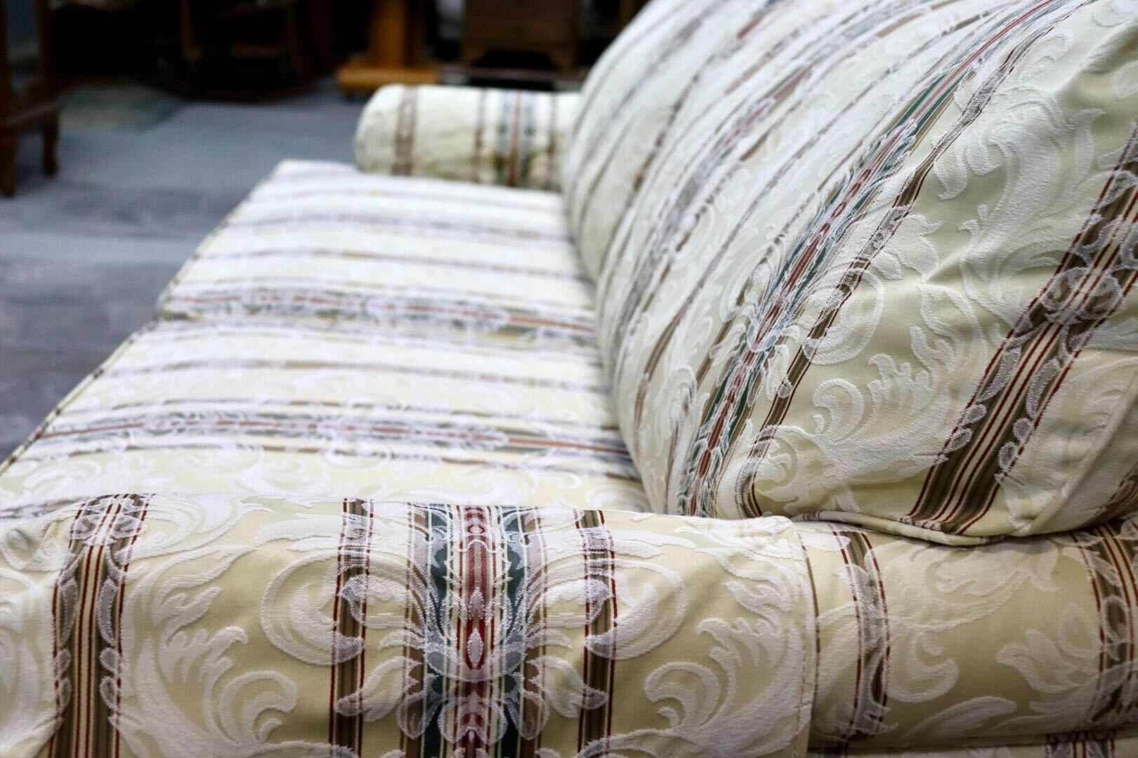 GMIH352○Thomasville / トーマスビル 3人掛けソファ トリプルソファ 長椅子 ファブリック エレガント クラシック