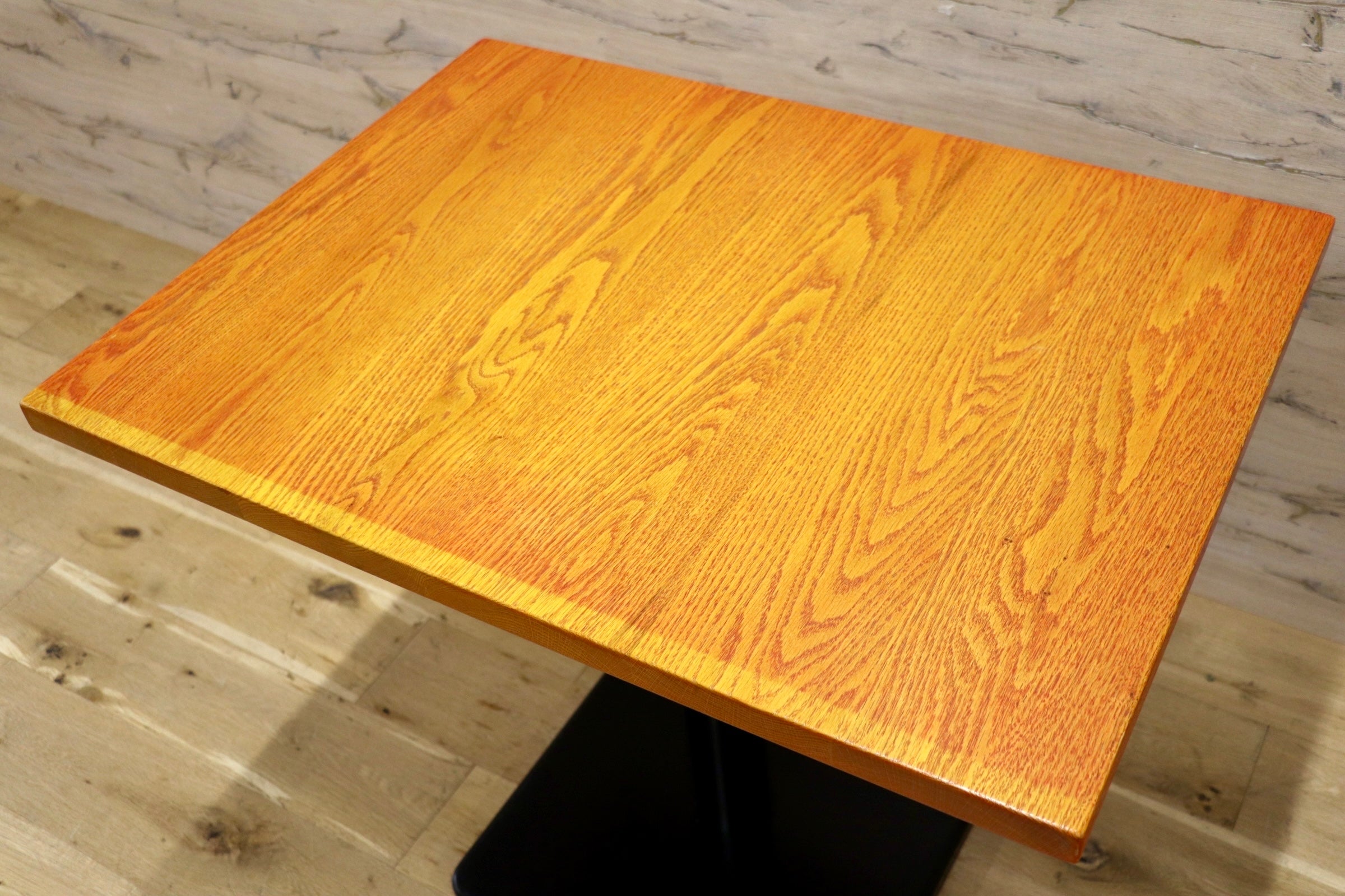 GMFH237F○飛騨産業 / HIDA キツツキ 9981 ダイニングテーブル カフェテーブル 楢材 無垢 インダストリアル 店舗什器 カフェ 飛騨家具