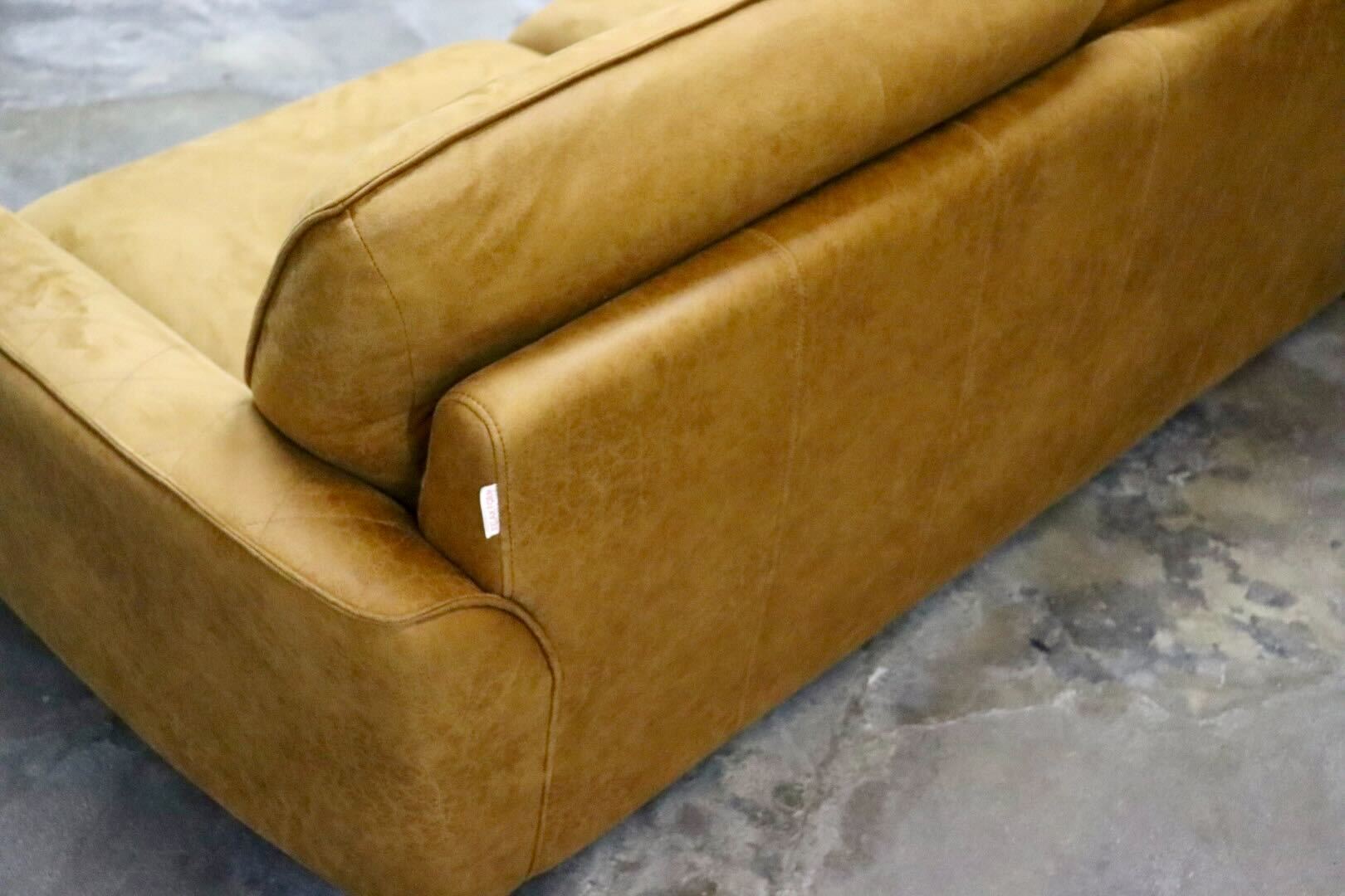 GMIH357○RELAX FORM / リラックスフォーム コロンバス 2人掛けソファ ラブソファ レザーテックス キャメル 関家具 定価約13万 展示品