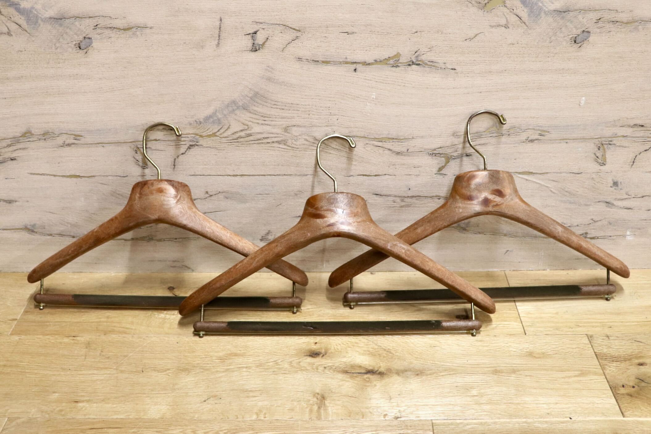 GMHK504E○MAINETTI / マイネッティ サルトリアーレハンガー 3本セット スーツハンガー パンツハンガー イタリア 西洋 アンティーク 雑貨