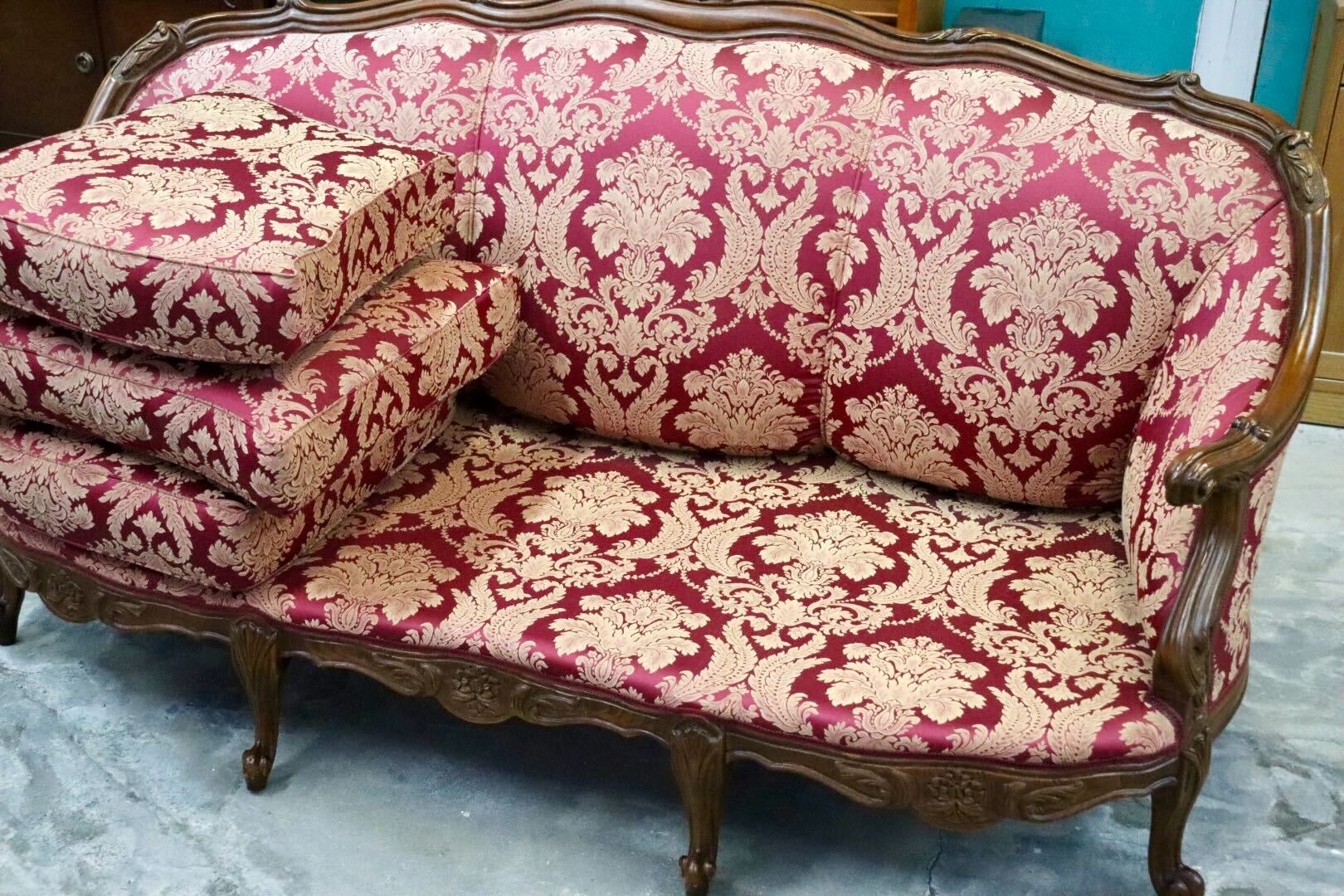 GMIK720A○イタリア製 3人掛けソファ トリプルソファ 長椅子 ファブリック 金華山 ロココ調 彫刻 ヨーロピアン クラシック エレガント